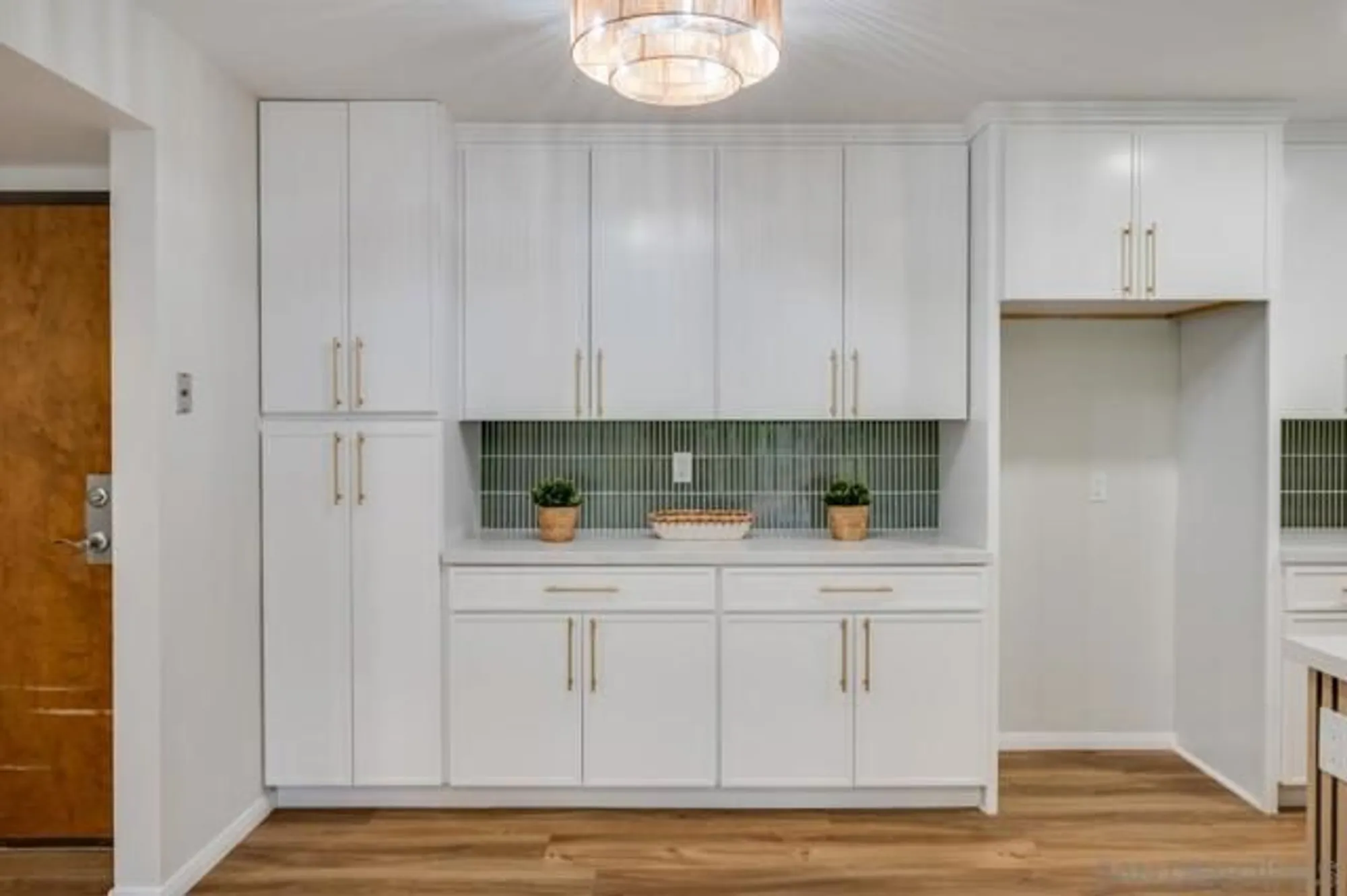 Property Slideshow image 8 of 30 | 12575 oaks north dr 220, San Diego, CA, 92128