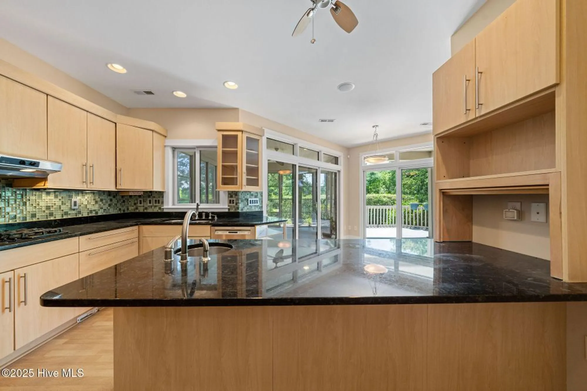 Property Slideshow image 18 of 76 | 2945 moorings way, Southport, NC, 28461