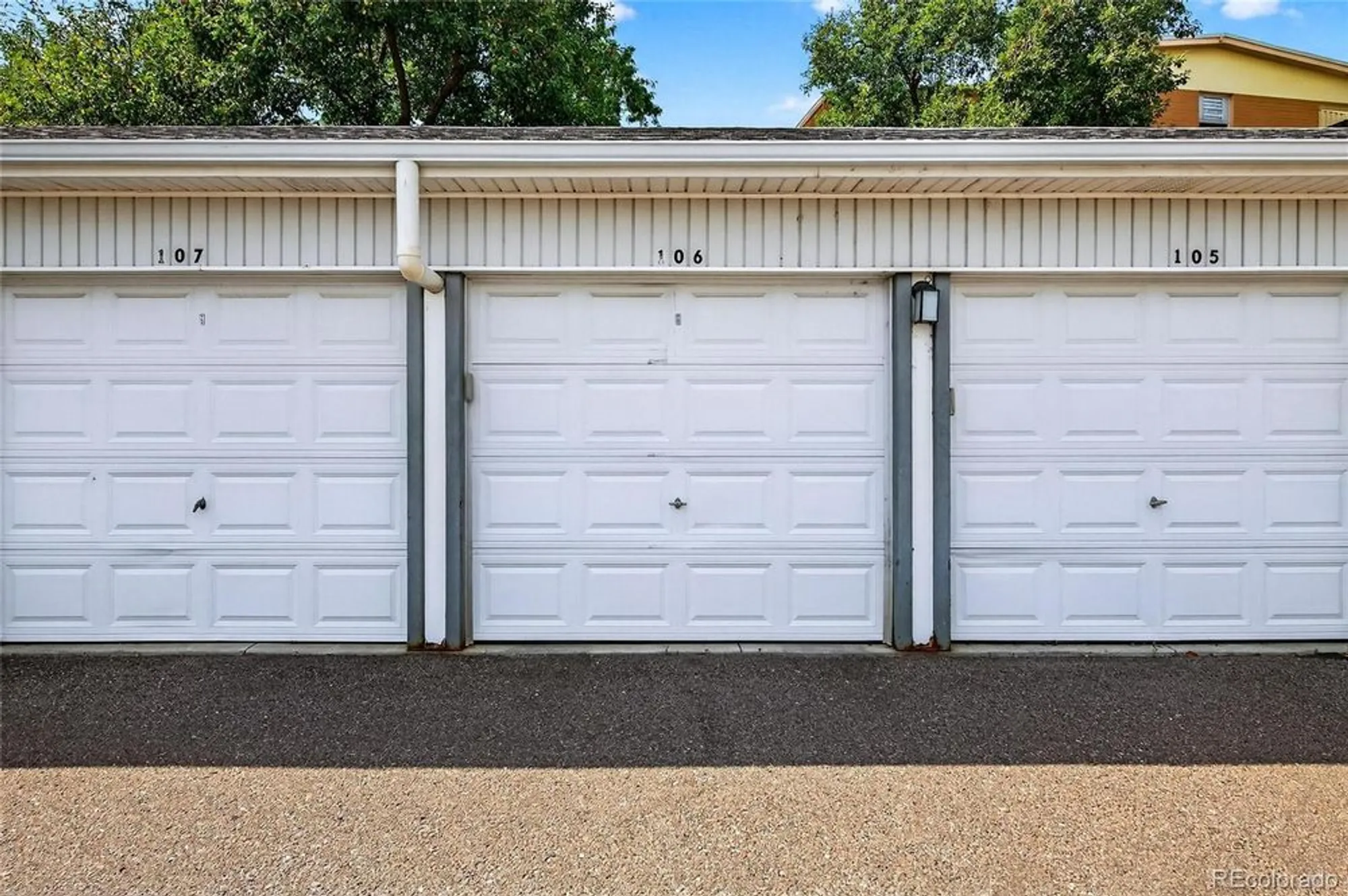 Property Slideshow image 17 of 29 | 650 s clinton st apt 2a, Denver, CO, 80247