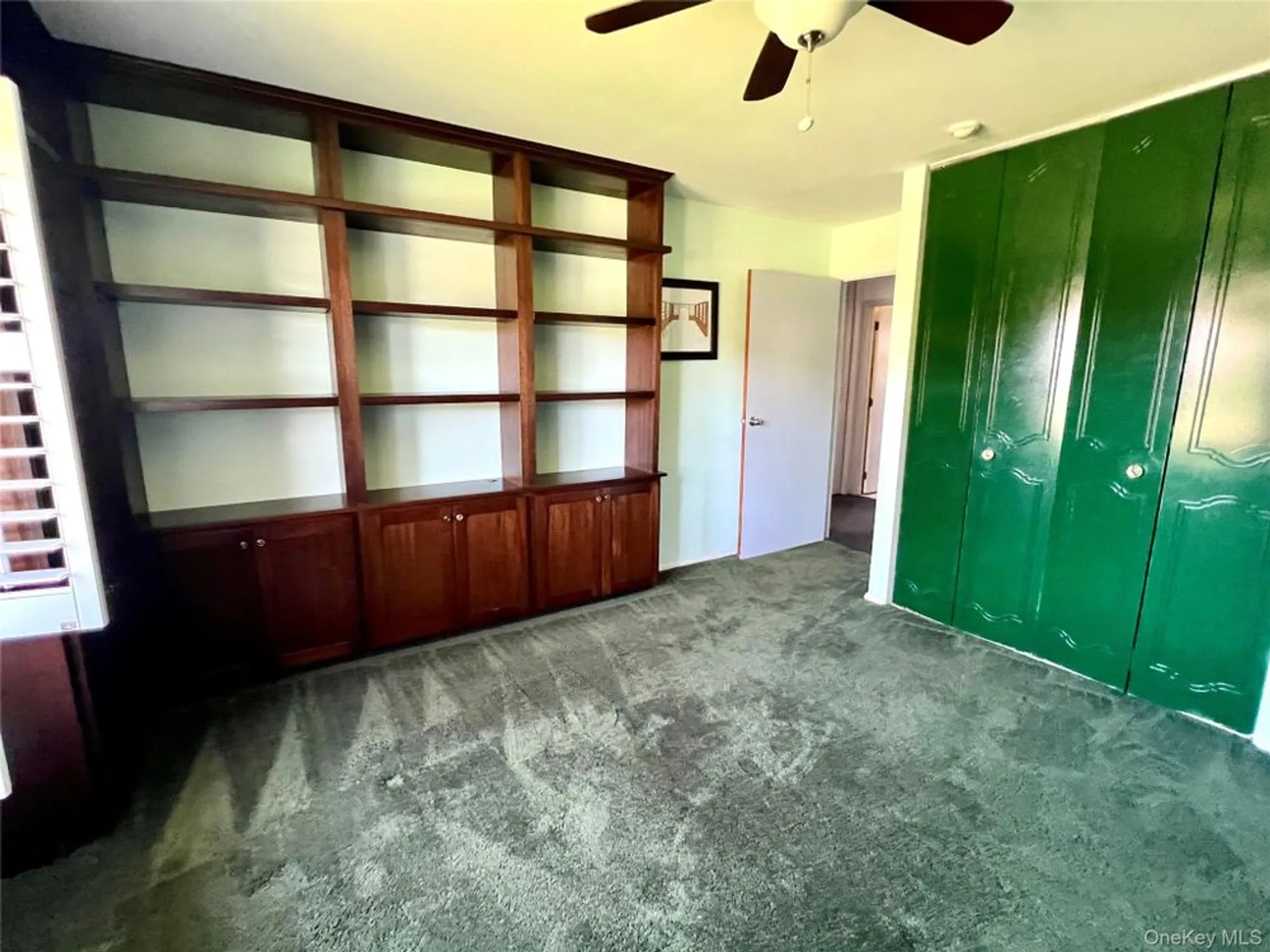 Property Slideshow image 11 of 13 | 22b guilford ct # 22b, Ridge, NY, 11961