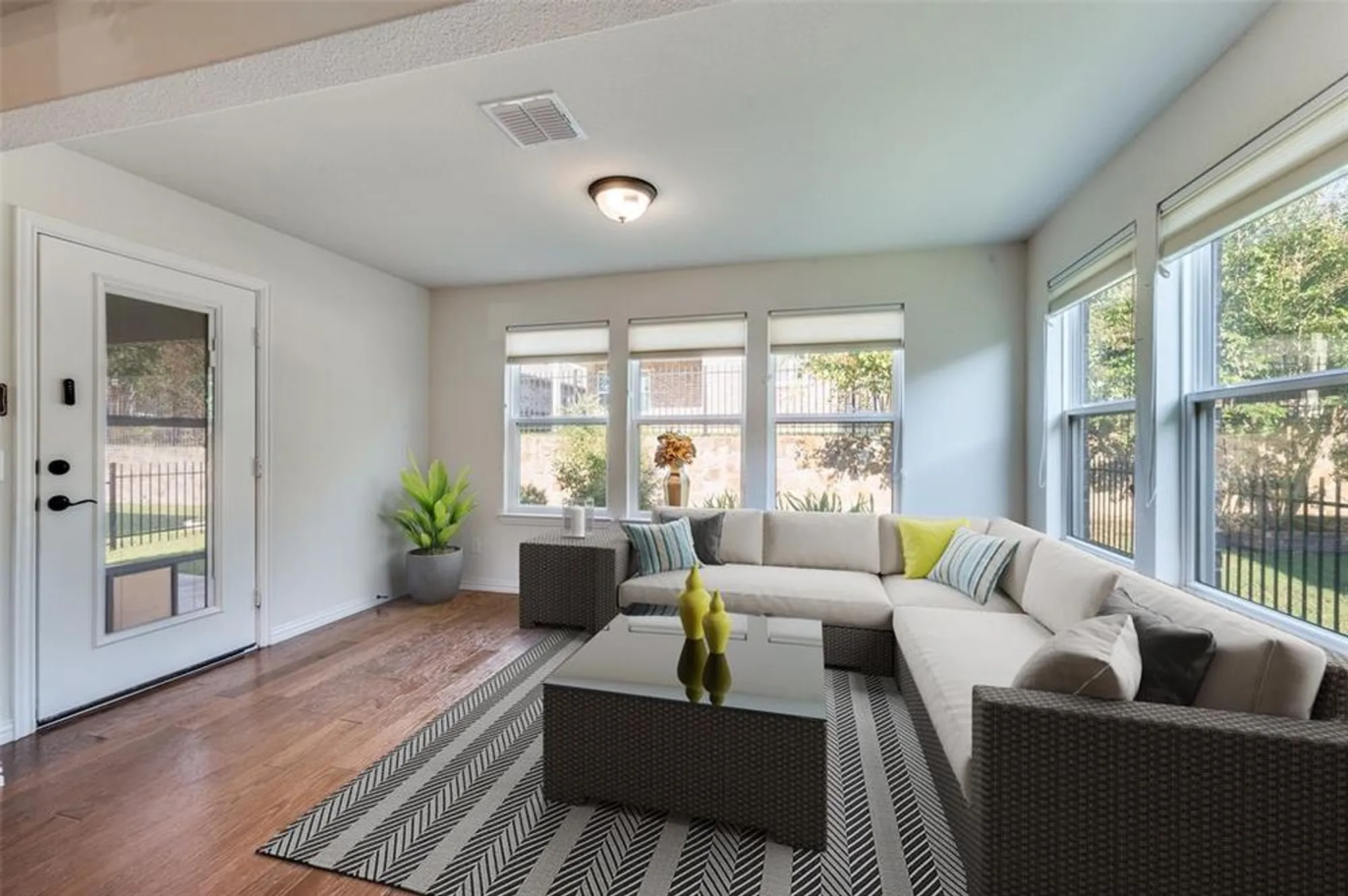 Property Slideshow image 11 of 21 | 7609 heritage dr, Aubrey, TX, 76227