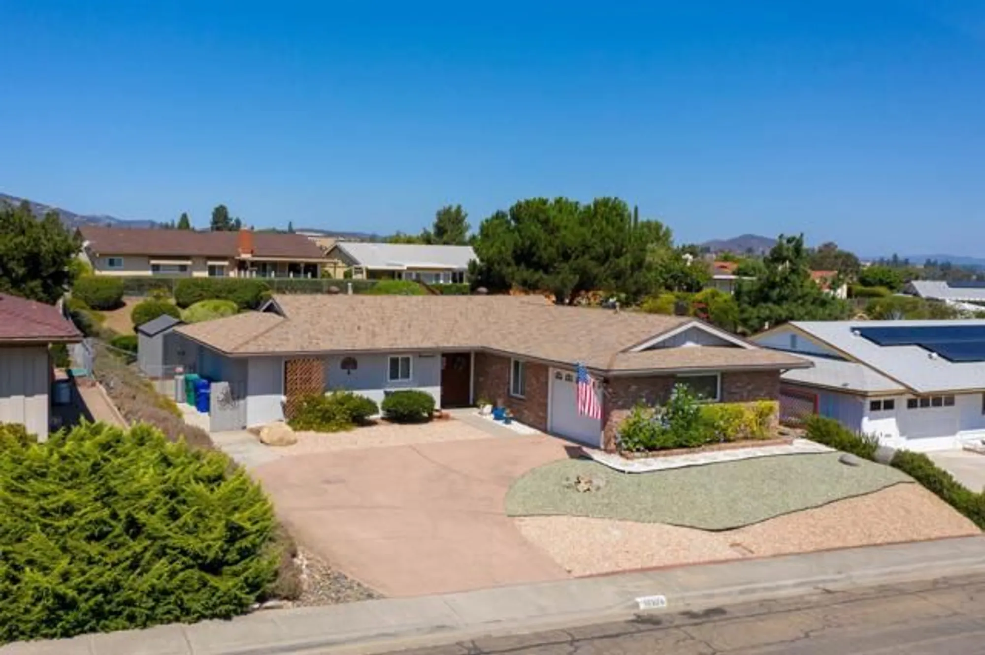 Property Slideshow image 24 of 26 | 16924 bellota dr, San Diego, CA, 92128