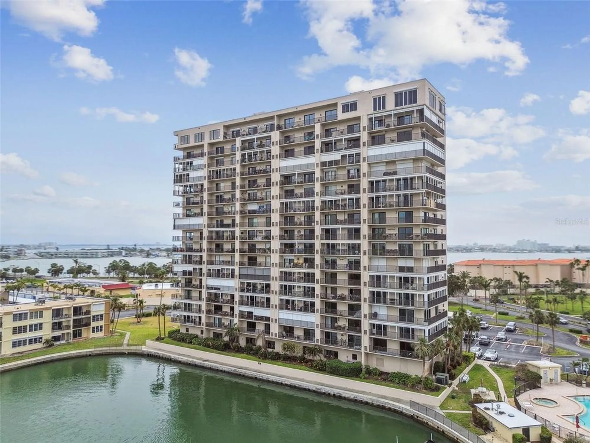 Property Slideshow image 4 of 73 | 7300 sun island dr 1705, South Pasadena, FL, 33707