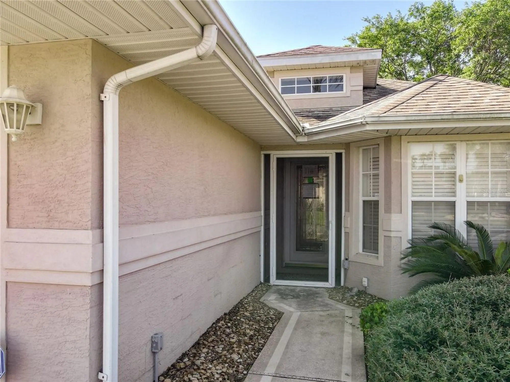 Property Slideshow image 4 of 53 | 21636 king henry ave, Leesburg, FL, 34748