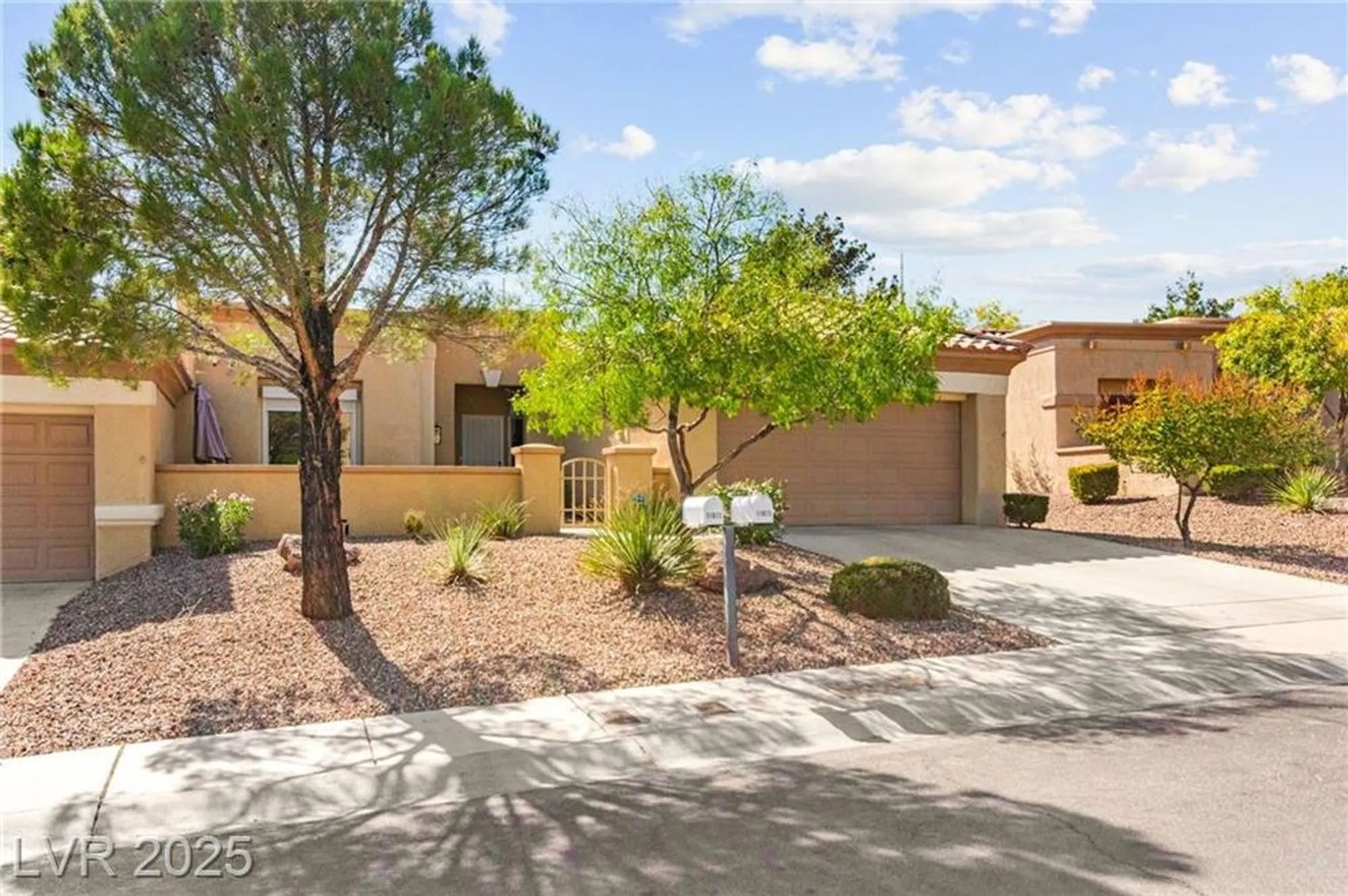 Property Slideshow image 6 of 36 | 11025 mission lakes ave, Las Vegas, NV, 89134
