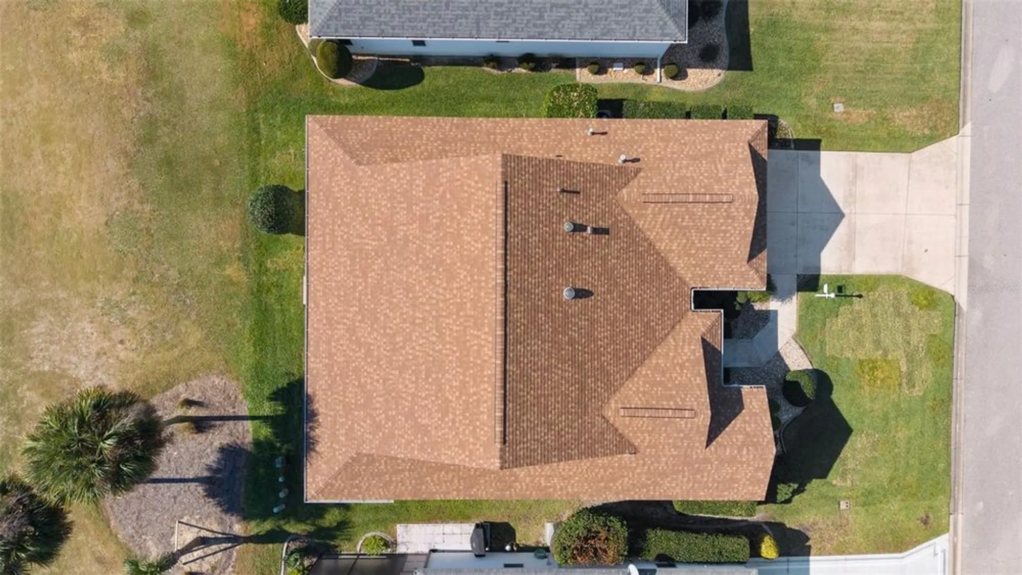 Property Slideshow image 42 of 49 | 2864 manor downs, The Villages, FL, 32162