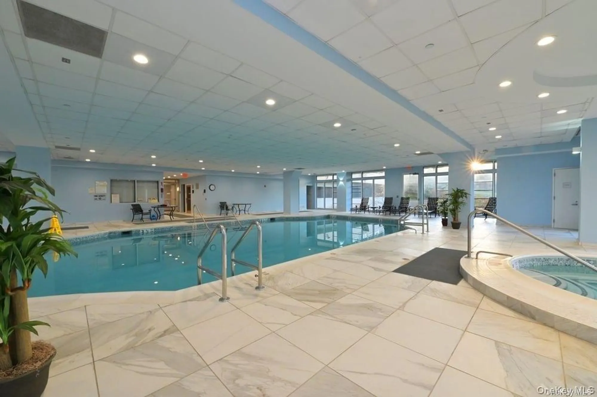 Property Slideshow image 15 of 18 | 100 harbor view dr 423, Port Washington, NY, 11050