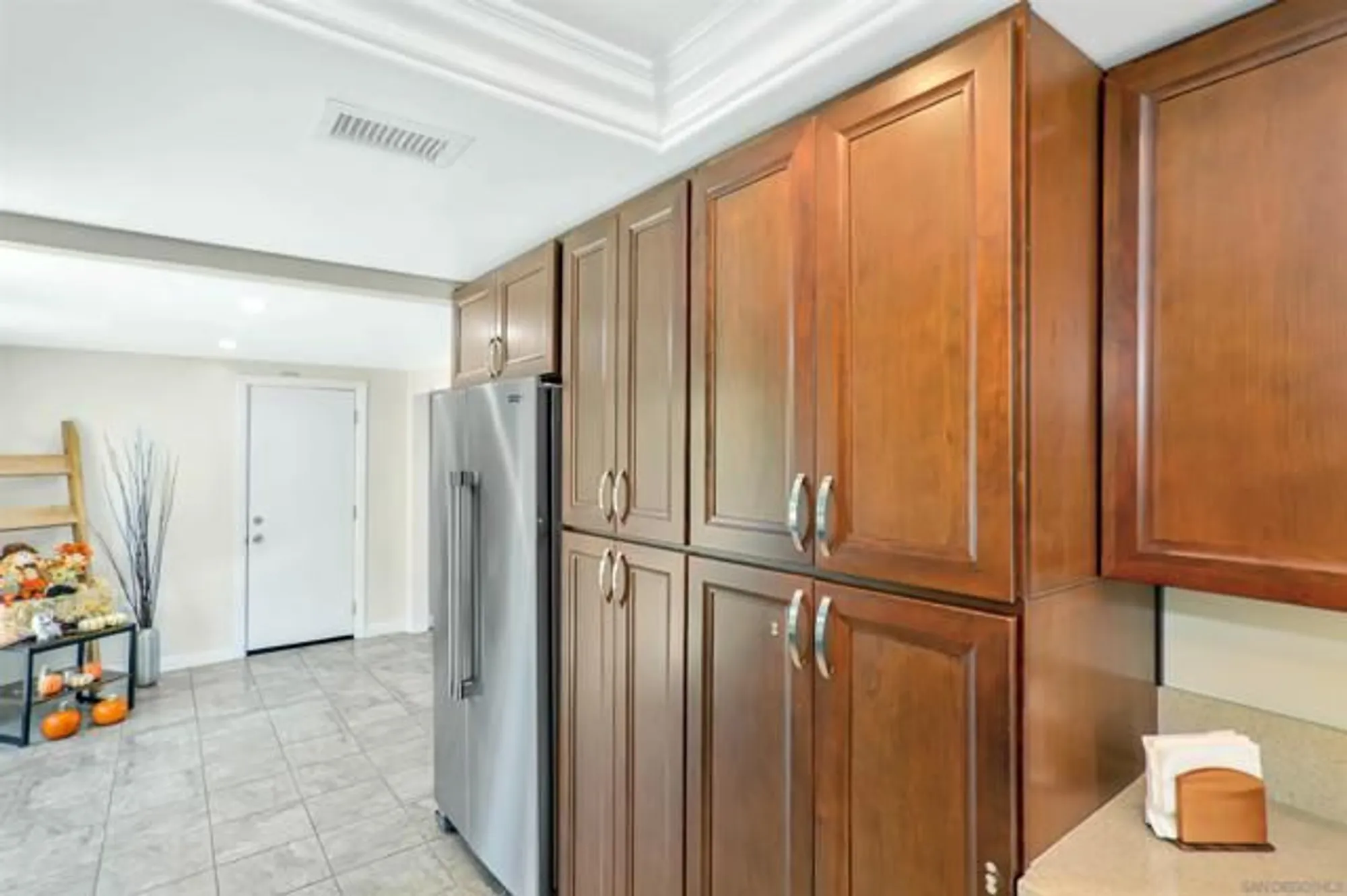 Property Slideshow image 18 of 47 | 16421 ramada dr, San Diego, CA, 92128