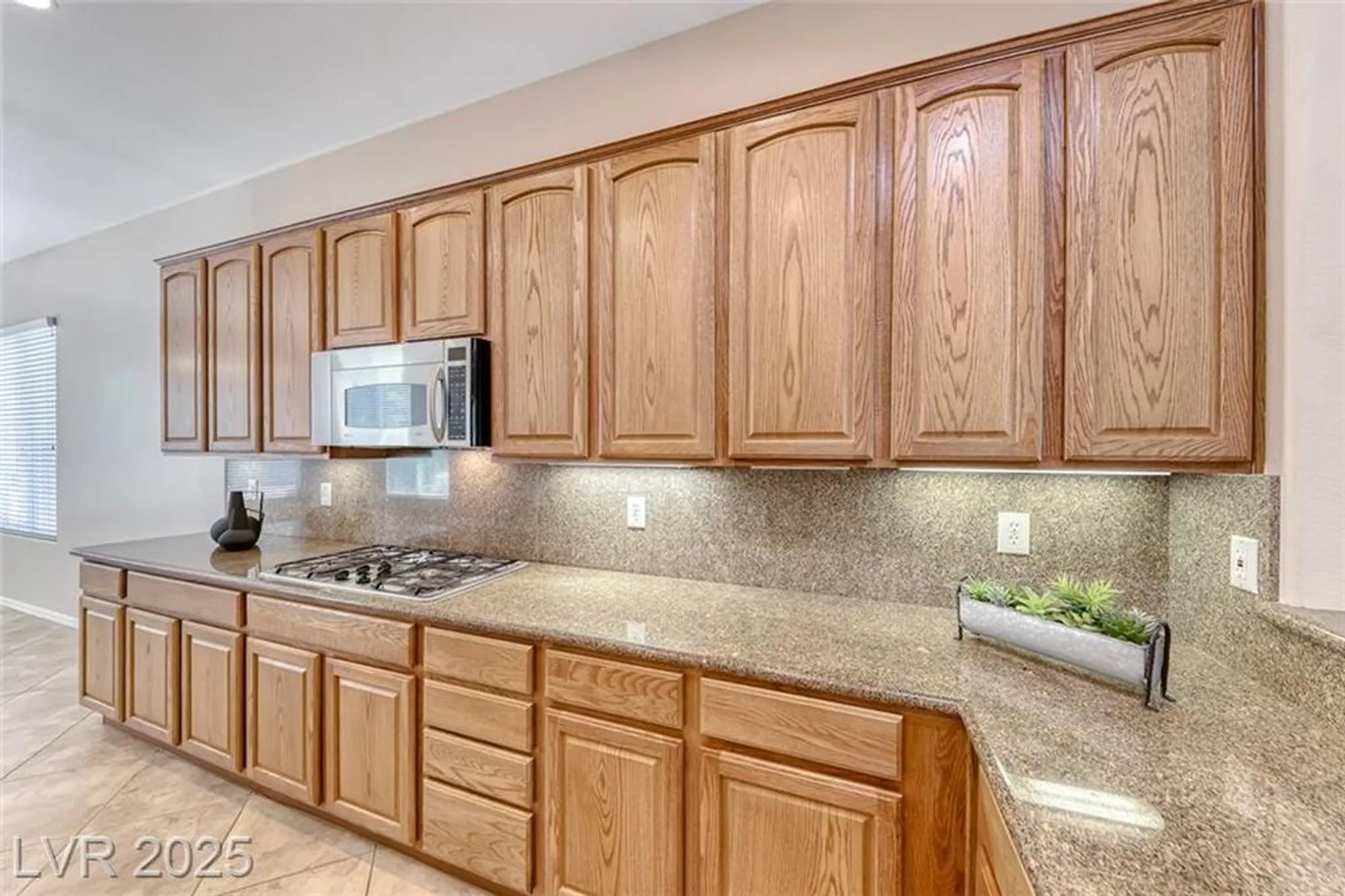 Property Slideshow image 11 of 48 | 2114 twin falls dr, Henderson, NV, 89044