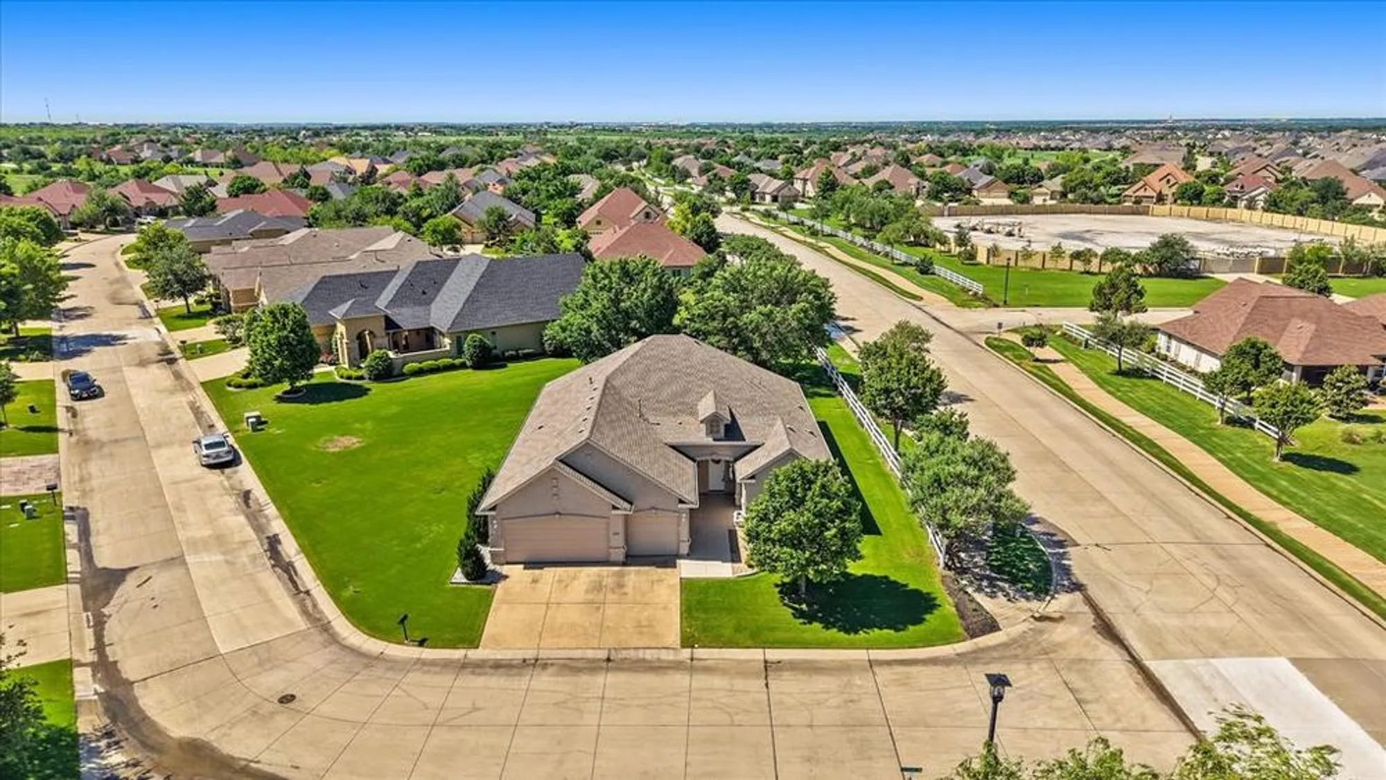 Property Slideshow image 35 of 40 | 8800 freeport dr, Denton, TX, 76207