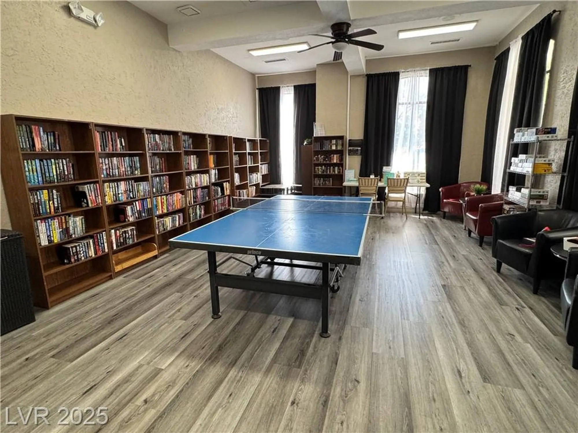 Property Slideshow image 13 of 18 | 4833 lawnwood ct, Las Vegas, NV, 89130