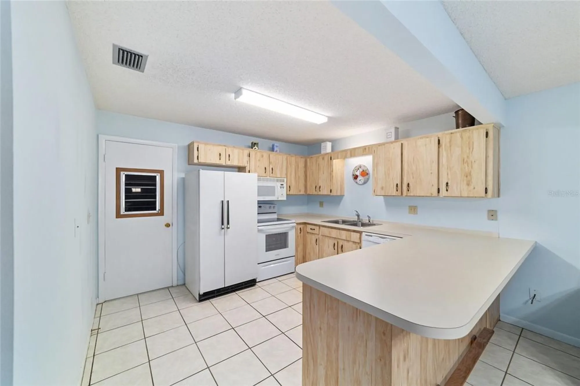 Property Slideshow image 9 of 23 | 8635 sw 95th st b, Ocala, FL, 34481