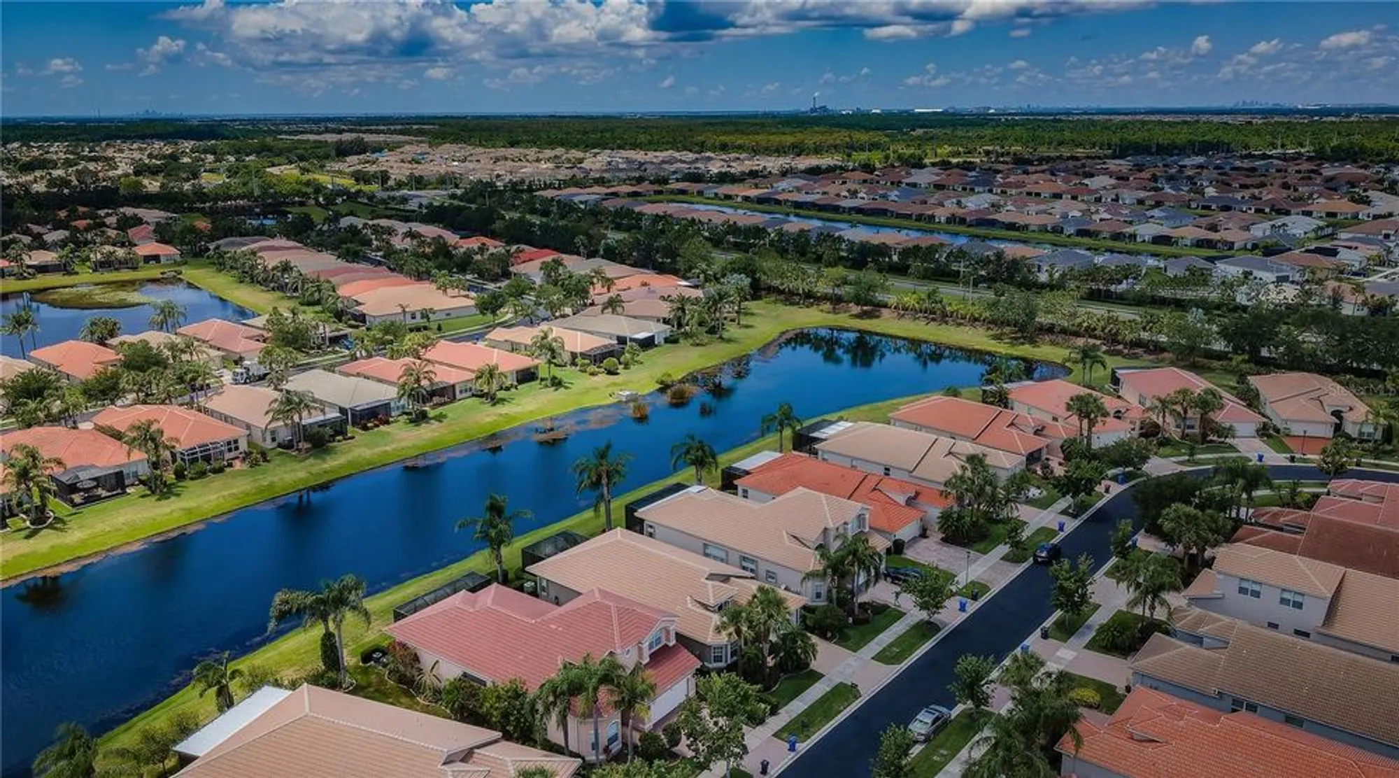 Property Slideshow image 44 of 96 | 4918 sandy brook cir, Wimauma, FL, 33598