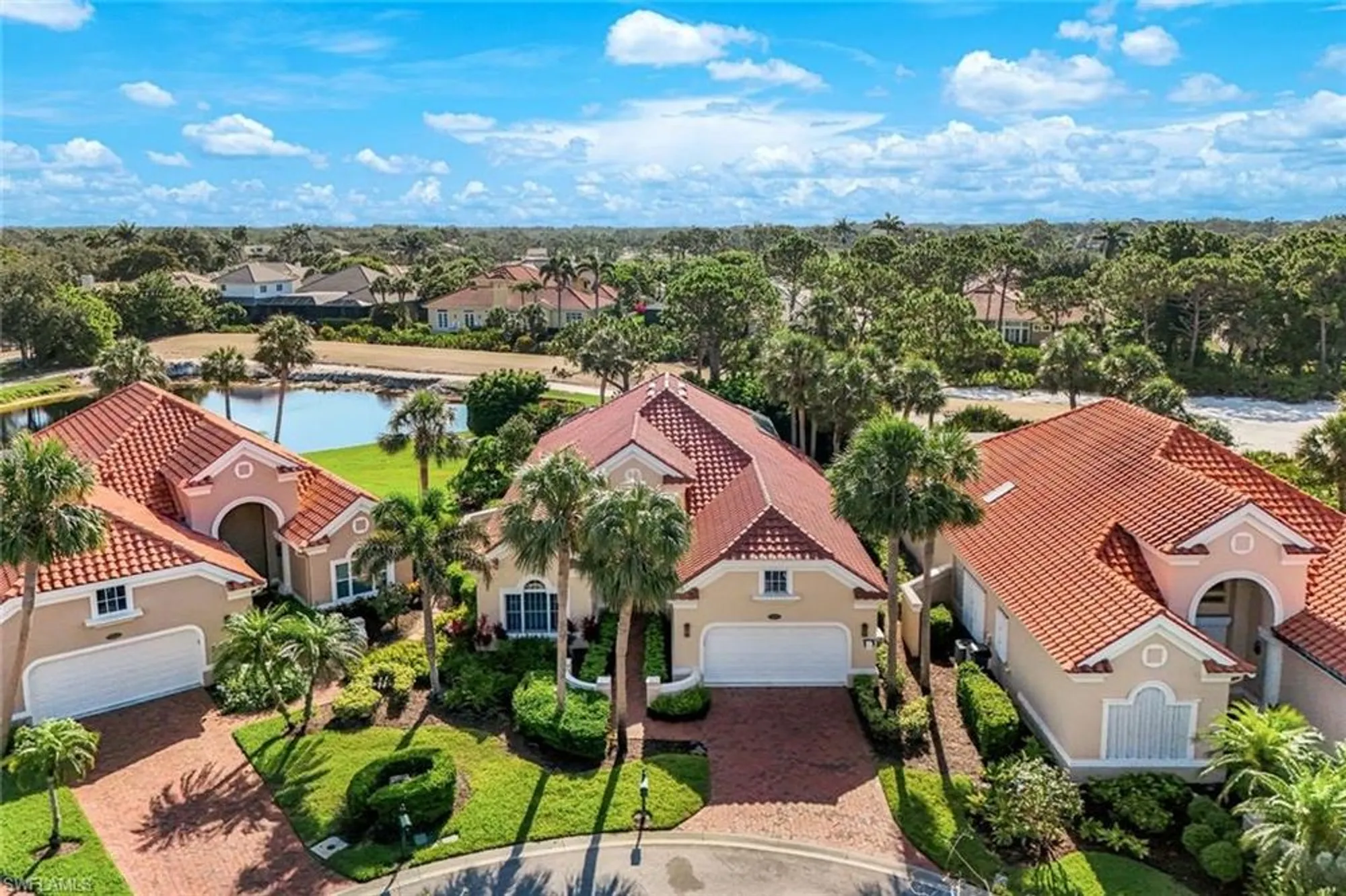 Property Slideshow image 1 of 41 | 26211 siena dr, Bonita Springs, FL, 34134