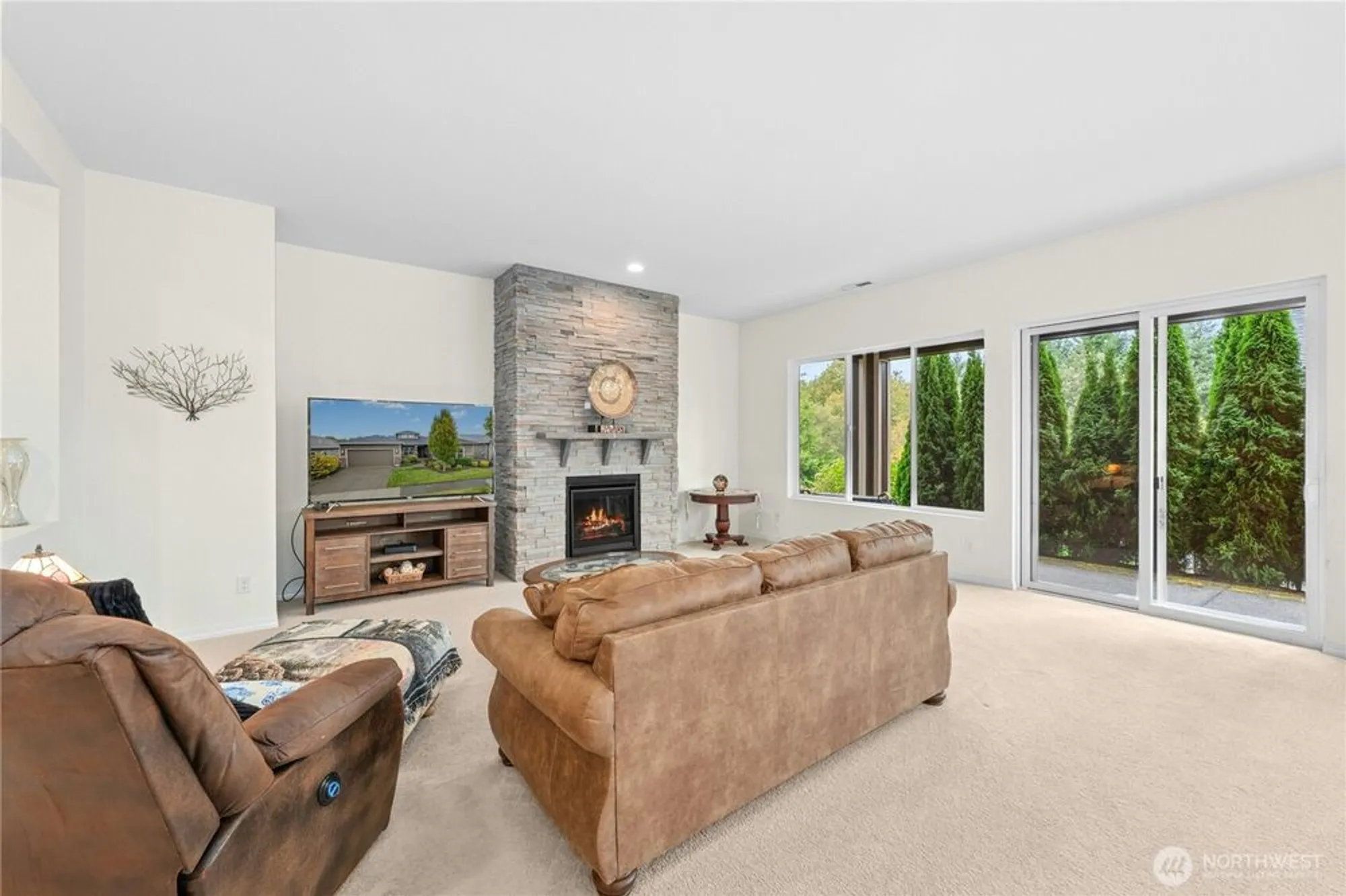 Property Slideshow image 5 of 38 | 5206 waldron dr, Lacey, WA, 98516