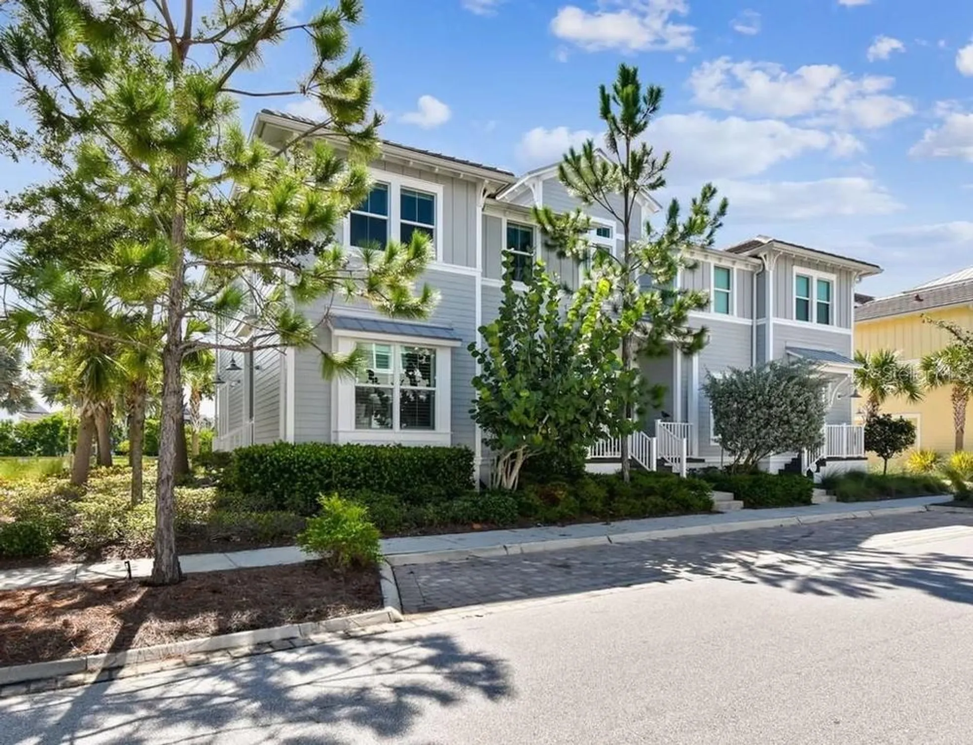Property Slideshow image 5 of 56 | 311 compass point dr unit 101, Bradenton, FL, 34209