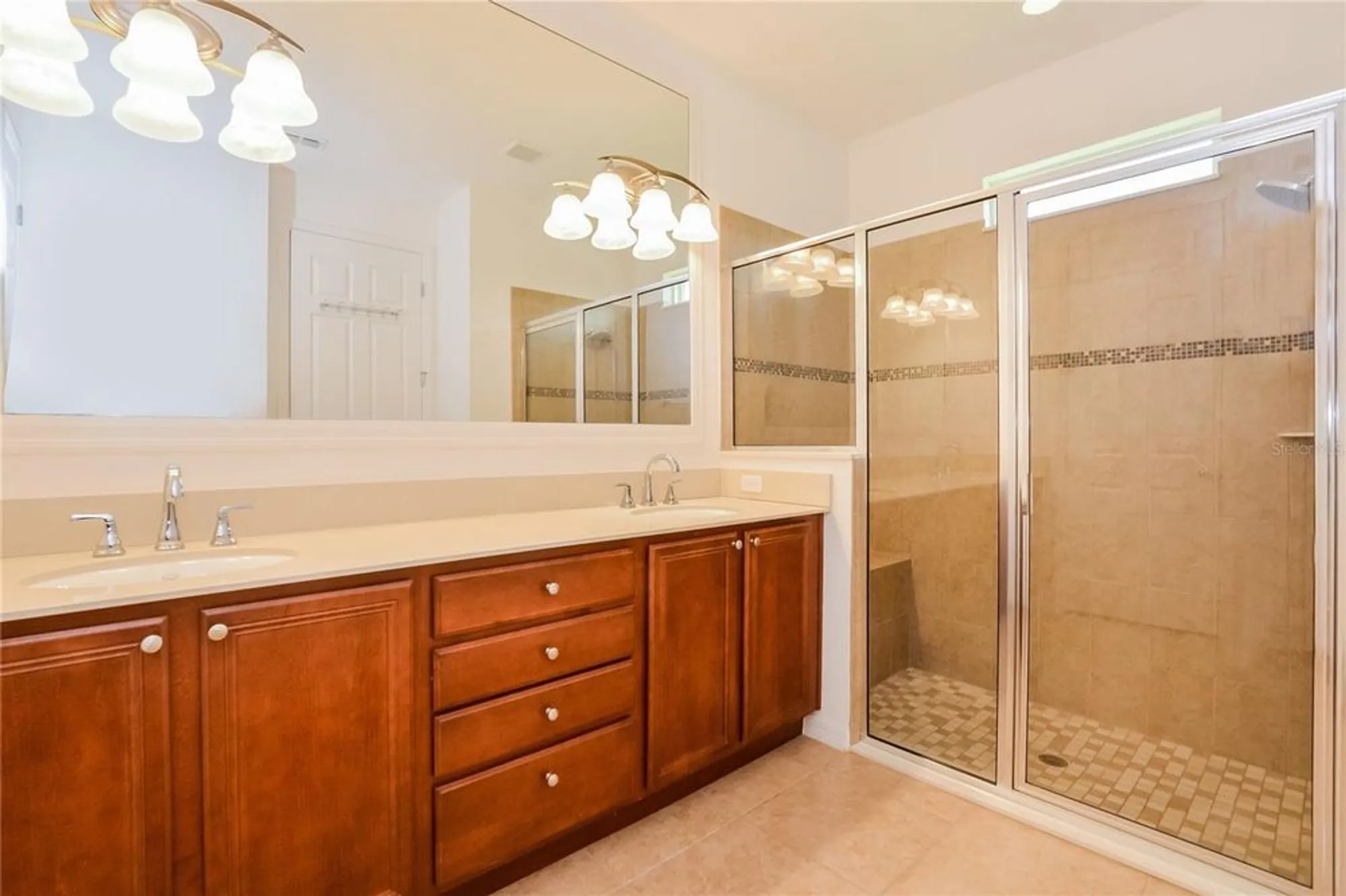 Property Slideshow image 9 of 16 | 1423 harbor ridge dr, Poinciana, FL, 34759