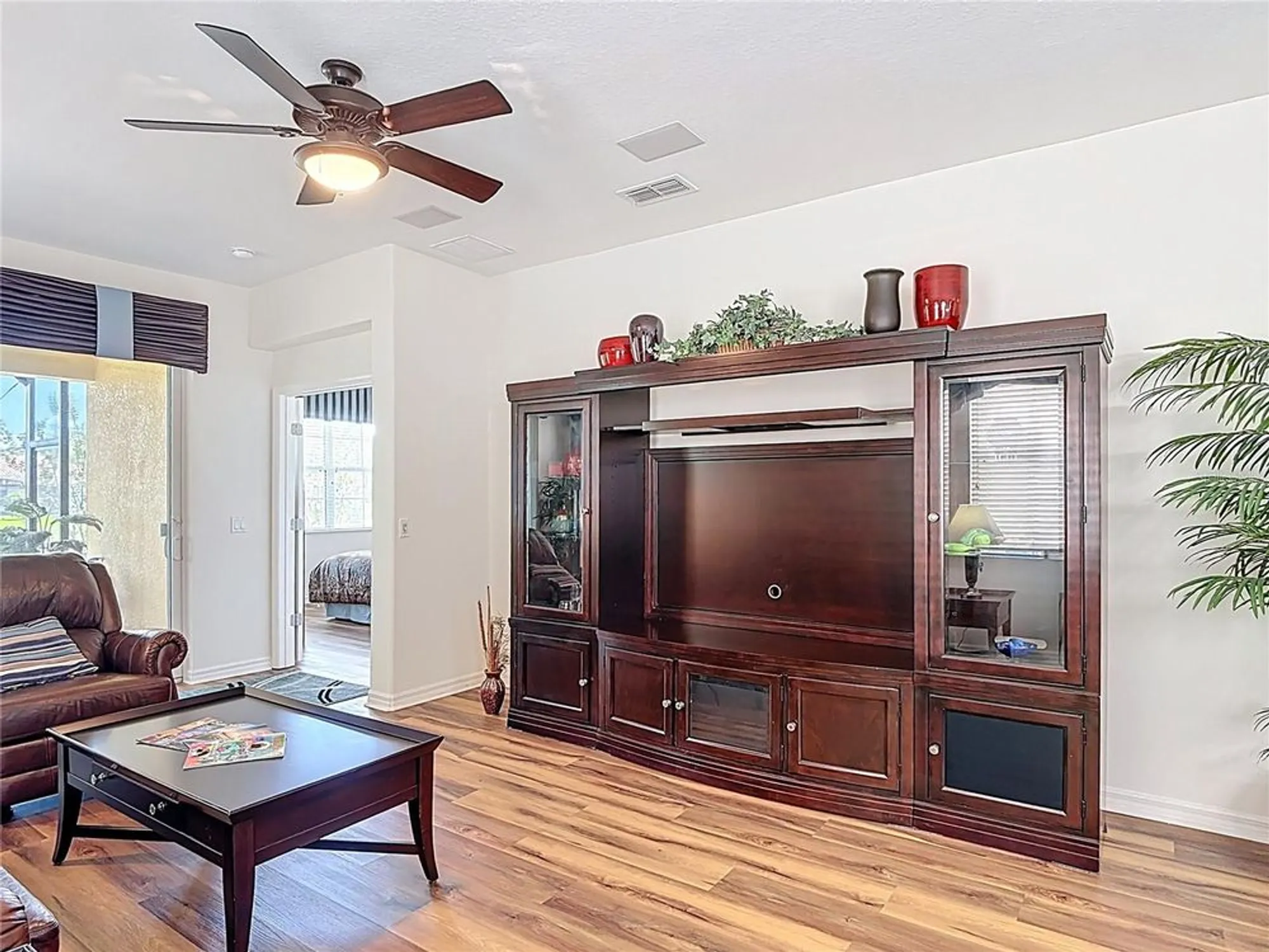 Property Slideshow image 24 of 46 | 2502 palm tree dr, Poinciana, FL, 34759
