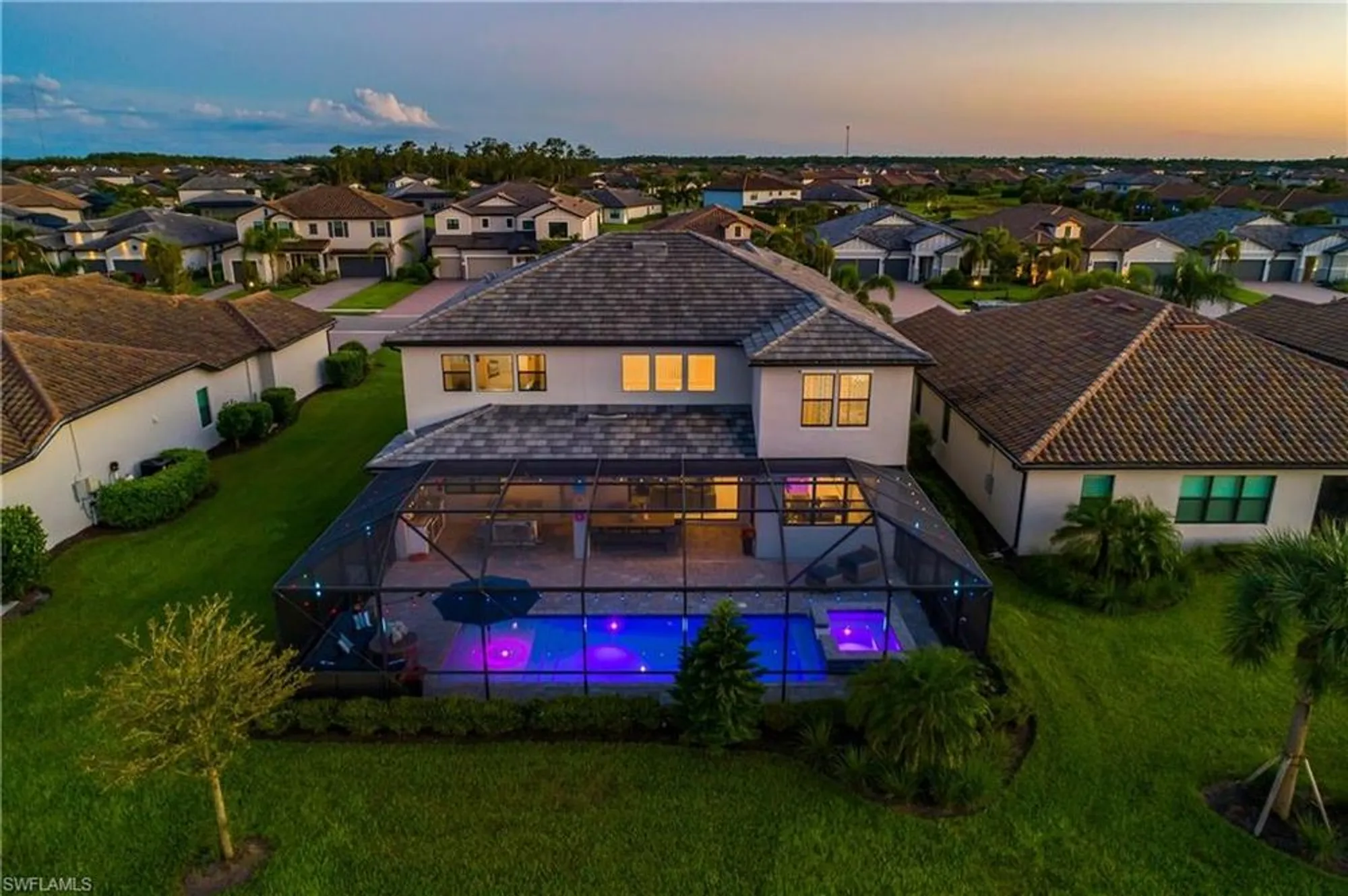 Property Slideshow image 43 of 50 | 17628 kinzie ln, Estero, FL, 33928
