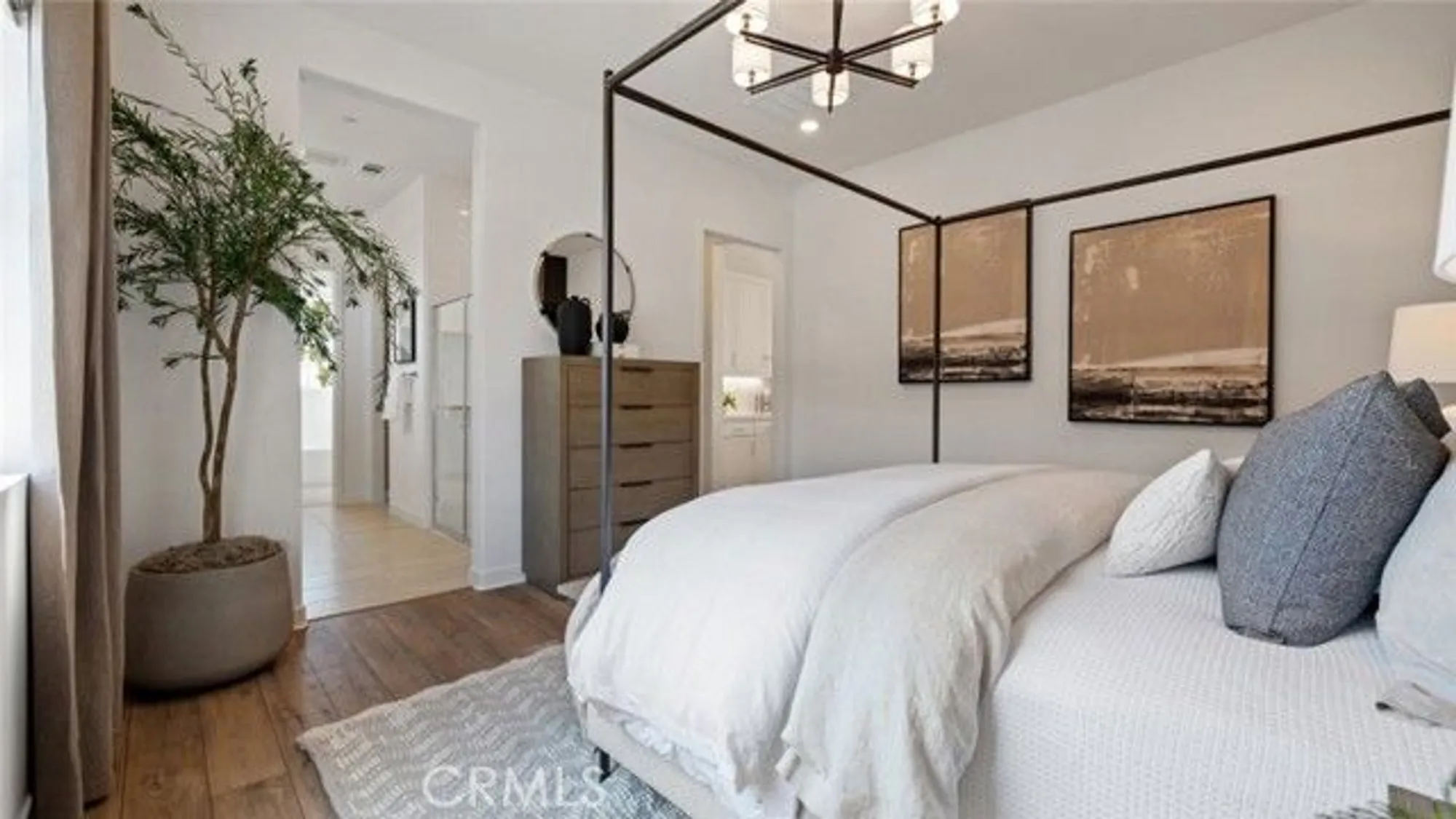 Property Slideshow image 12 of 25 | 24520 via el balneario, Valencia, CA, 91354