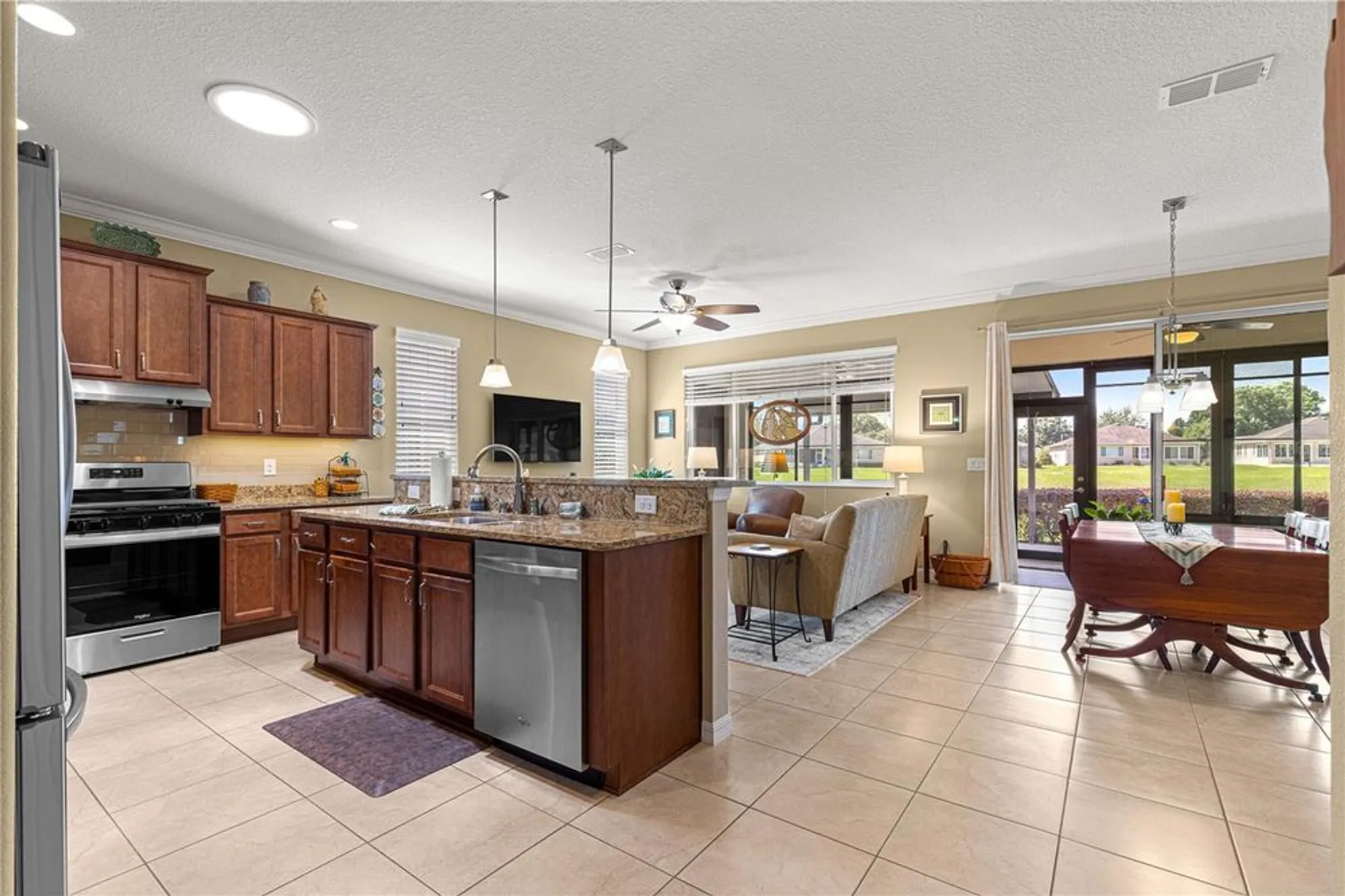 Property Slideshow image 25 of 67 | 9642 sw 95th loop, Ocala, FL, 34481