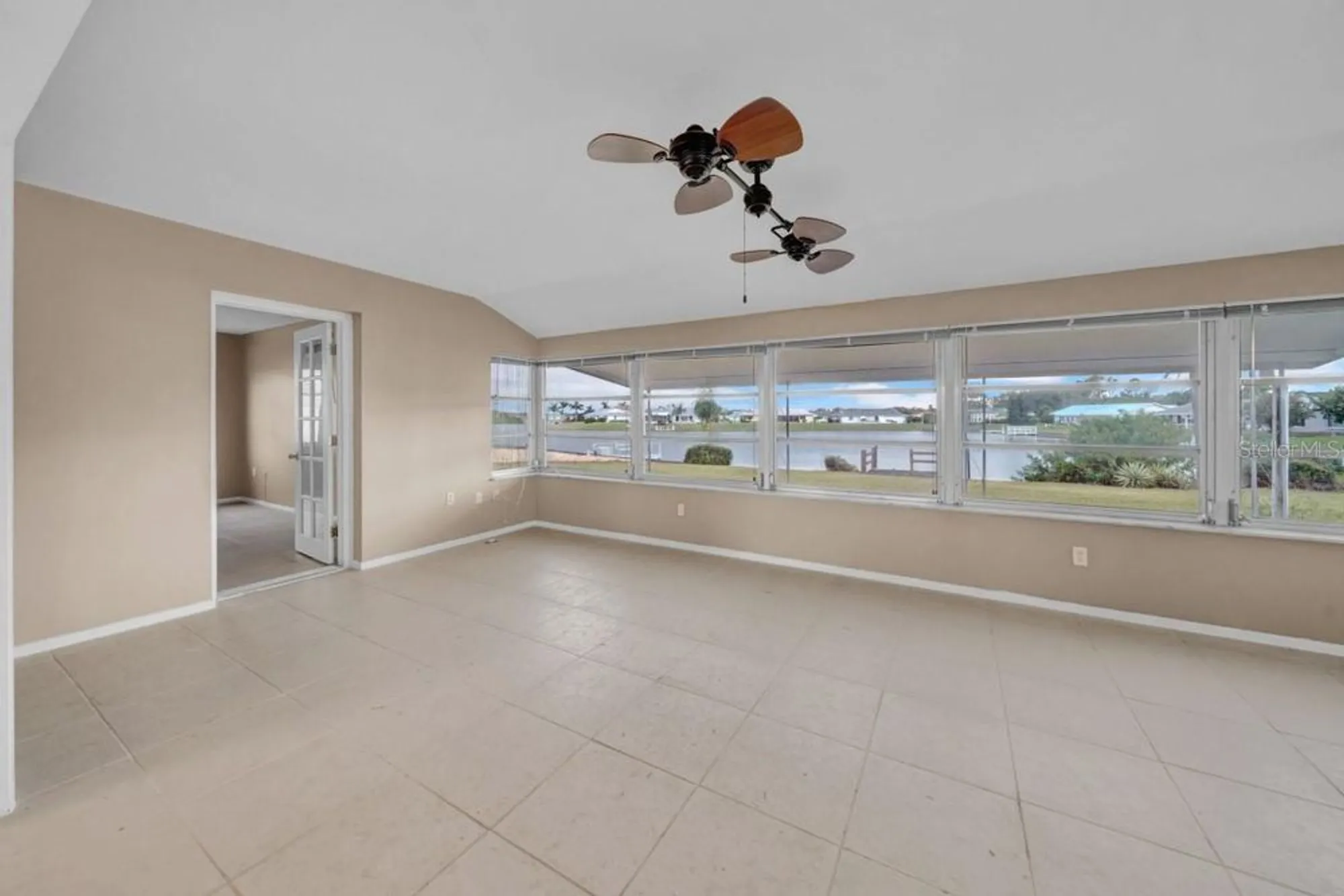 Property Slideshow image 7 of 12 | 1808 milford cir, Sun City Center, FL, 33573