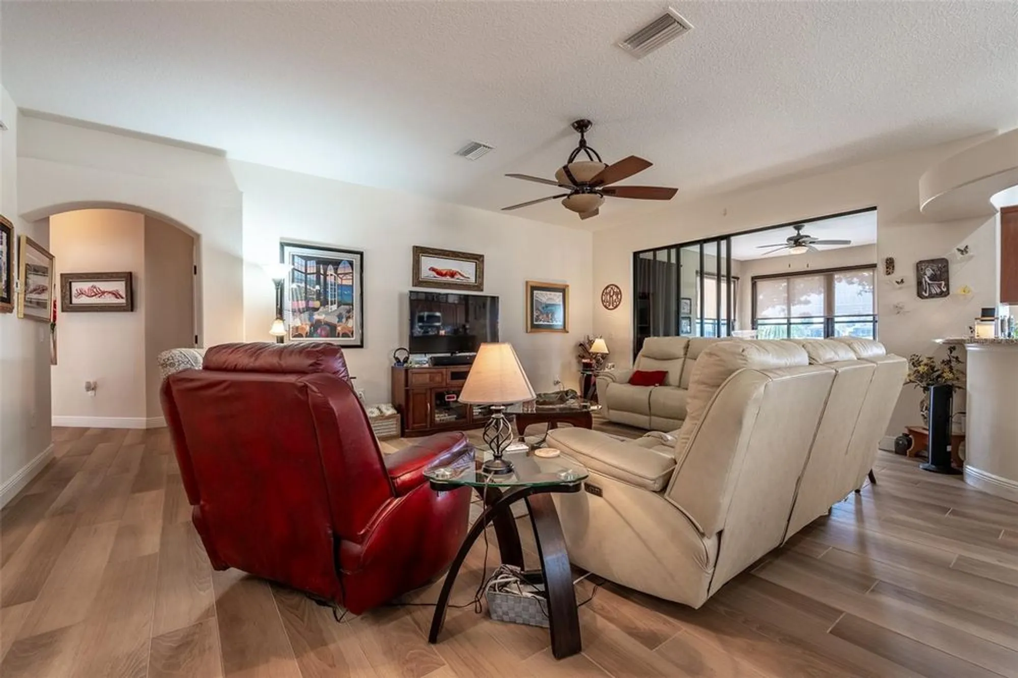 Property Slideshow image 5 of 61 | 16222 sw 14th avenue rd, Ocala, FL, 34473