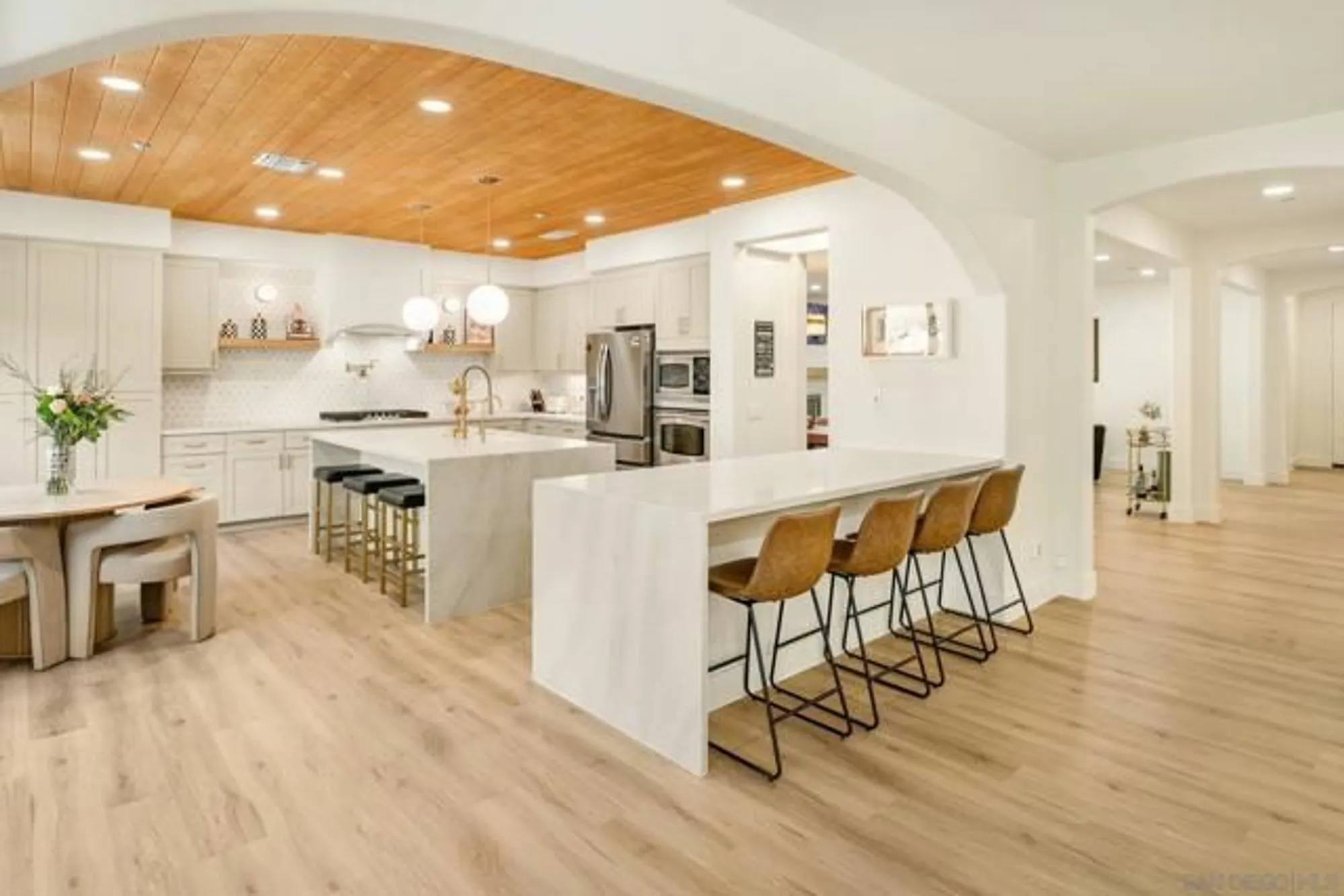 Property Slideshow image 16 of 61 | 10528 pinion trl, Escondido, CA, 92026