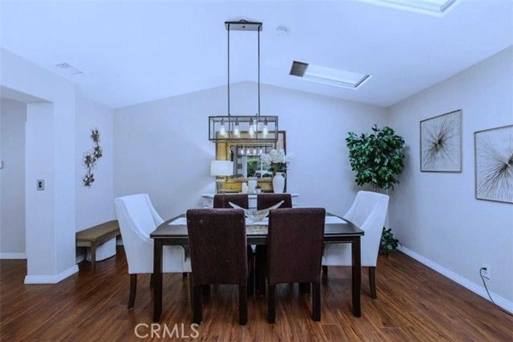 Property Slideshow image 8 of 45 | 40442 via amapola, Murrieta, CA, 92562