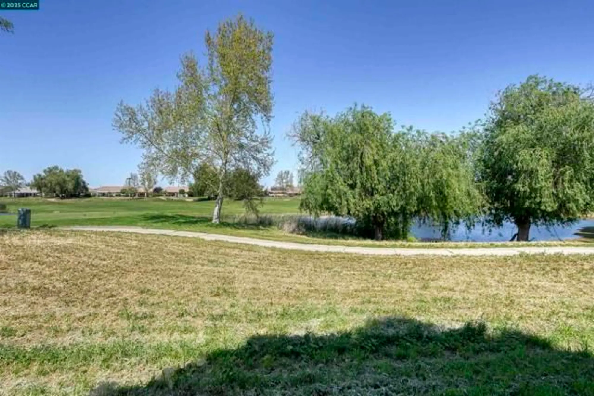 Property Slideshow image 37 of 59 | 1129 jonagold way, Brentwood, CA, 94513