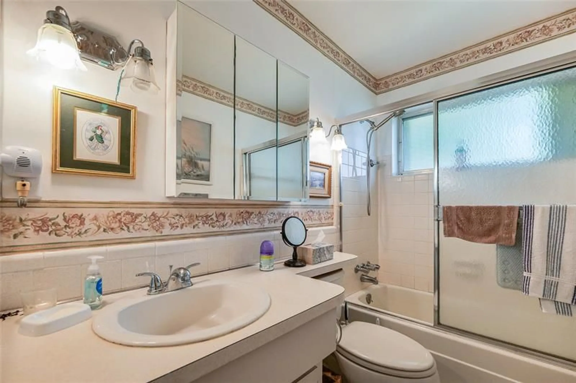 Property Slideshow image 18 of 55 | 4510 nw 45th ct, Tamarac, FL, 33319