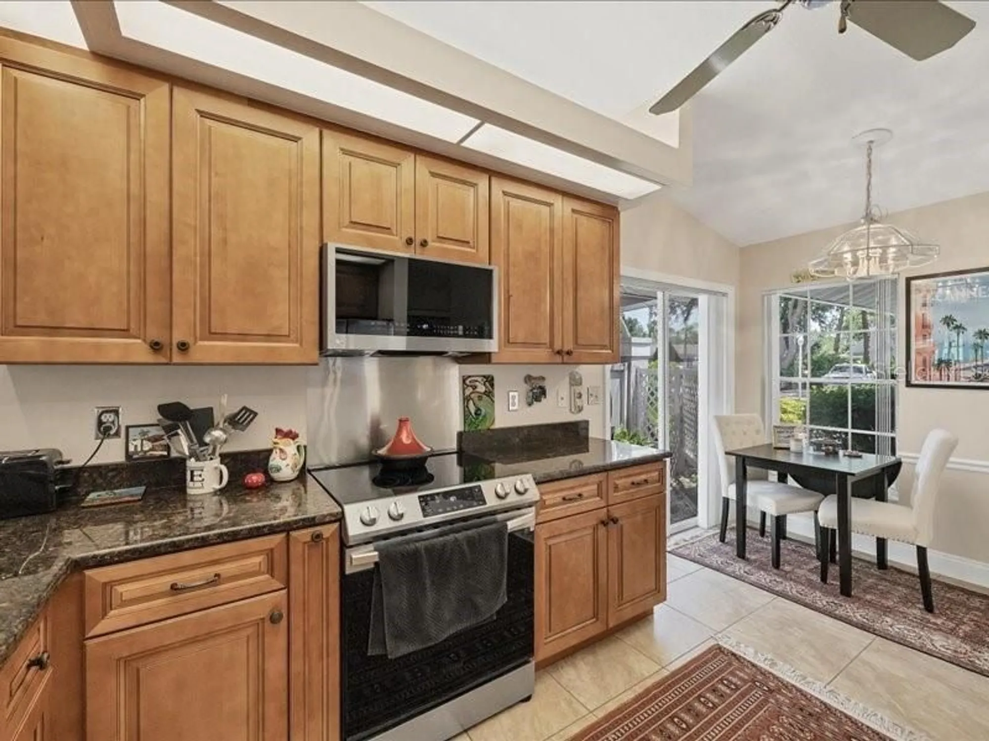 Property Slideshow image 14 of 54 | 7724 palm aire ln, Sarasota, FL, 34243