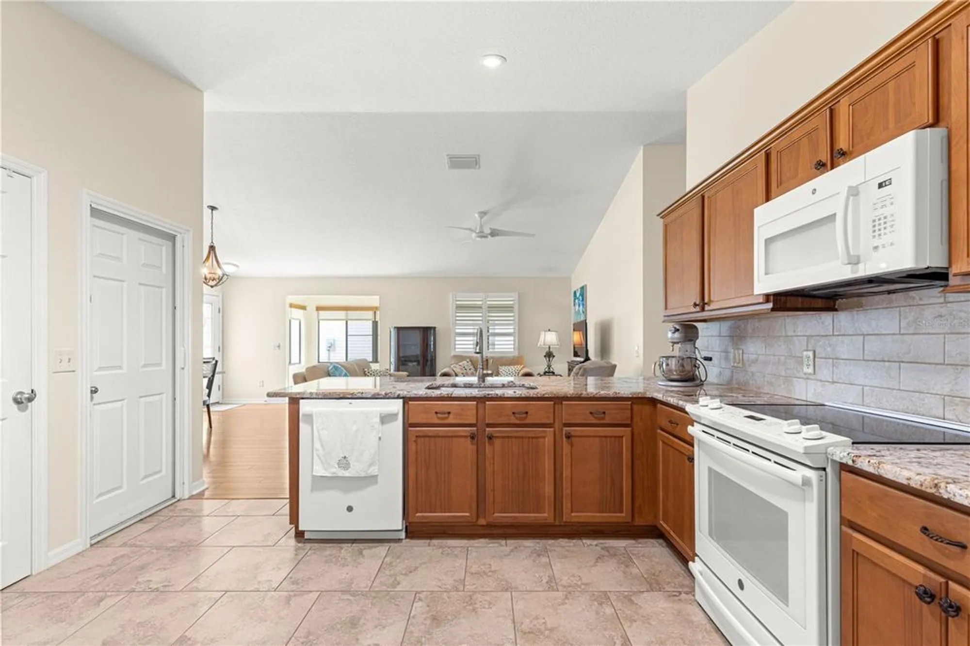 Property Slideshow image 19 of 34 | 362 arbella loop, The Villages, FL, 32162
