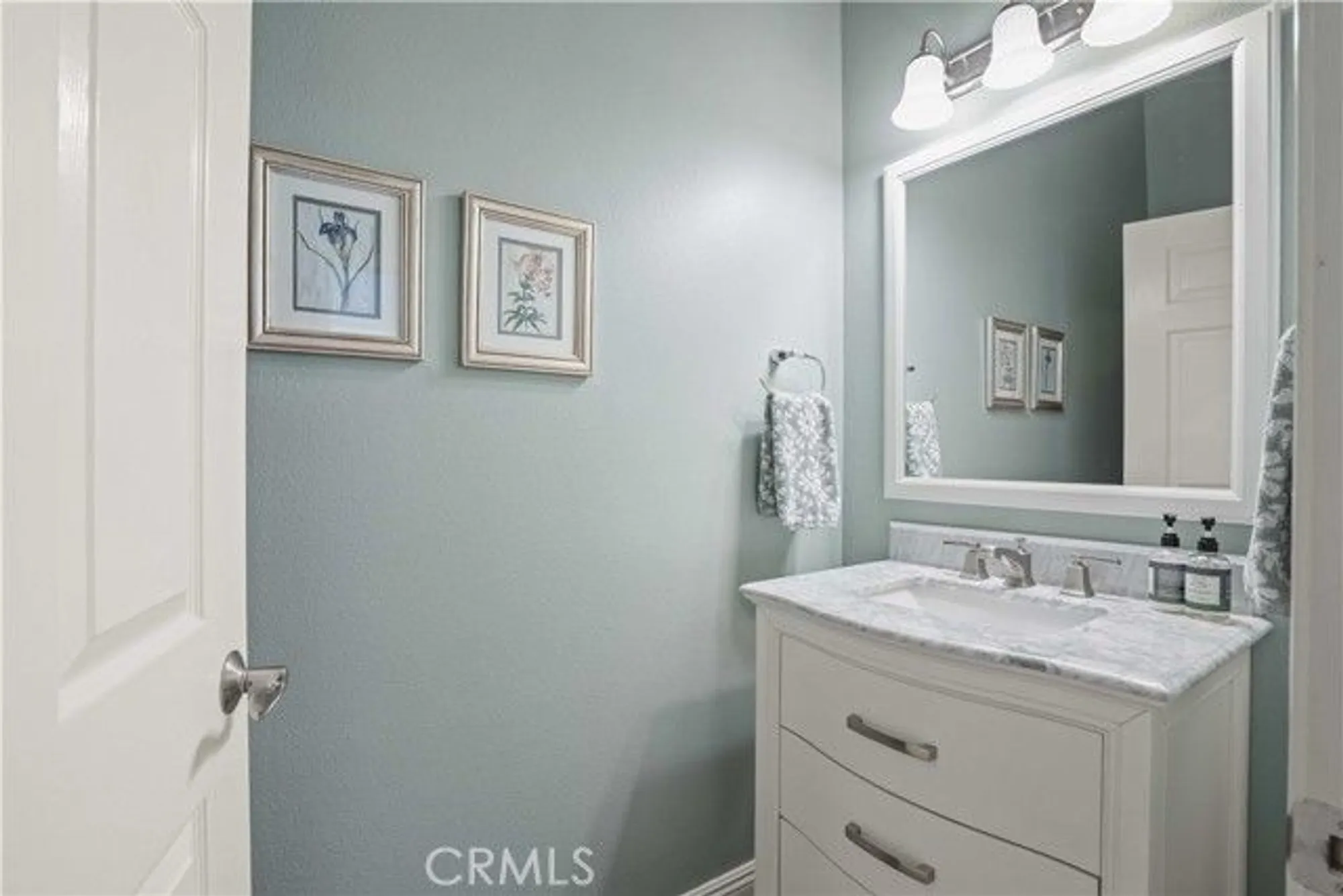 Property Slideshow image 24 of 63 | 23715 western cedar ct, Valencia, CA, 91354