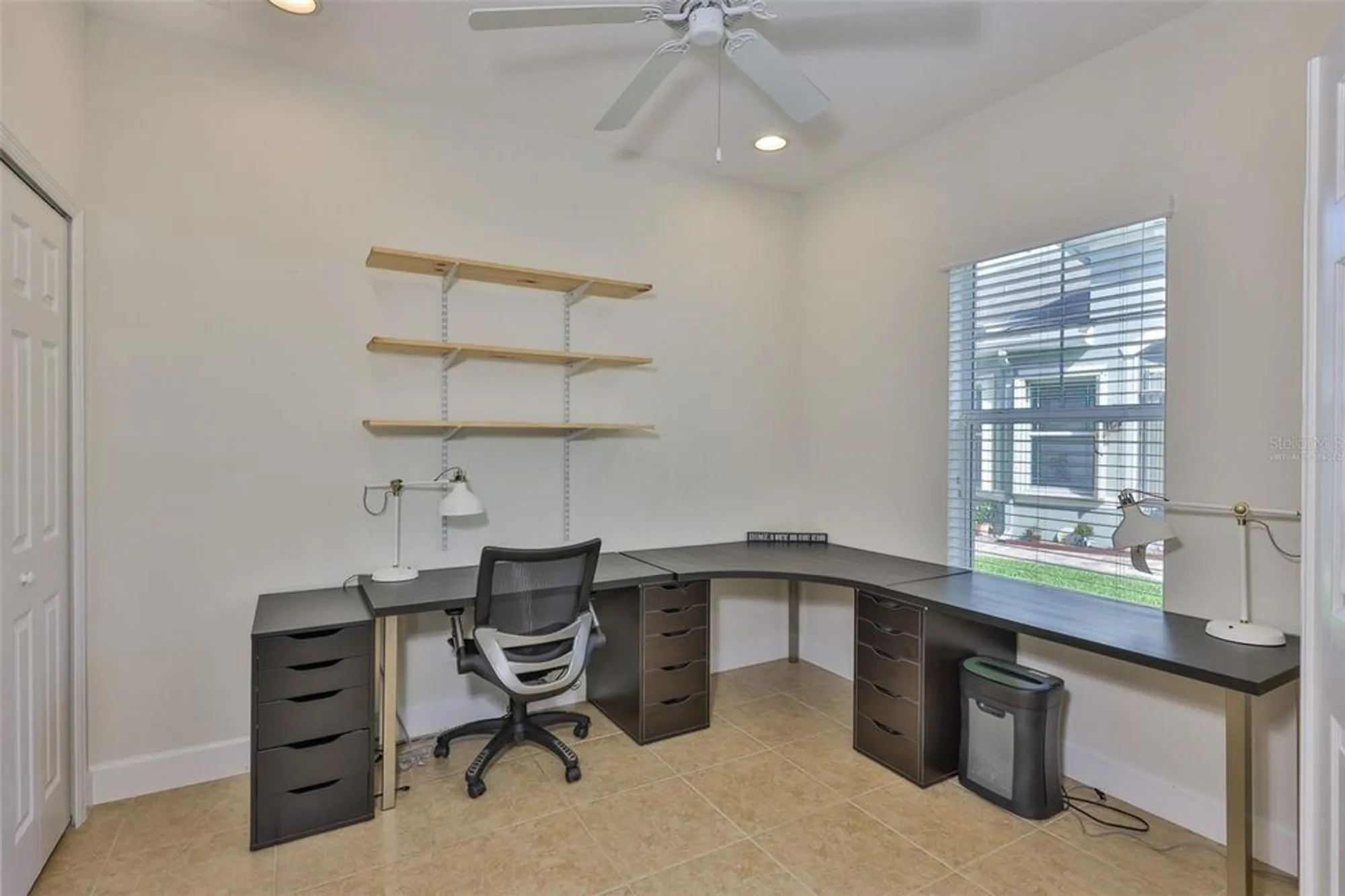 Property Slideshow image 11 of 24 | 668 chipper dr, Sun City Center, FL, 33573