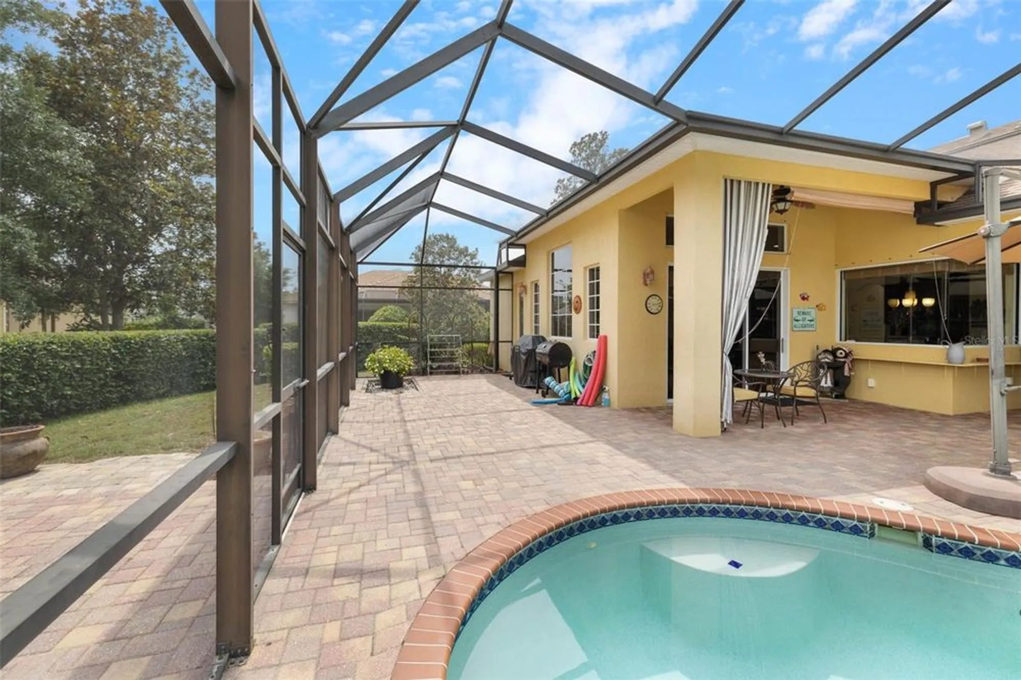 Property Slideshow image 38 of 61 | 8308 mobile cir, Weeki Wachee, FL, 34613