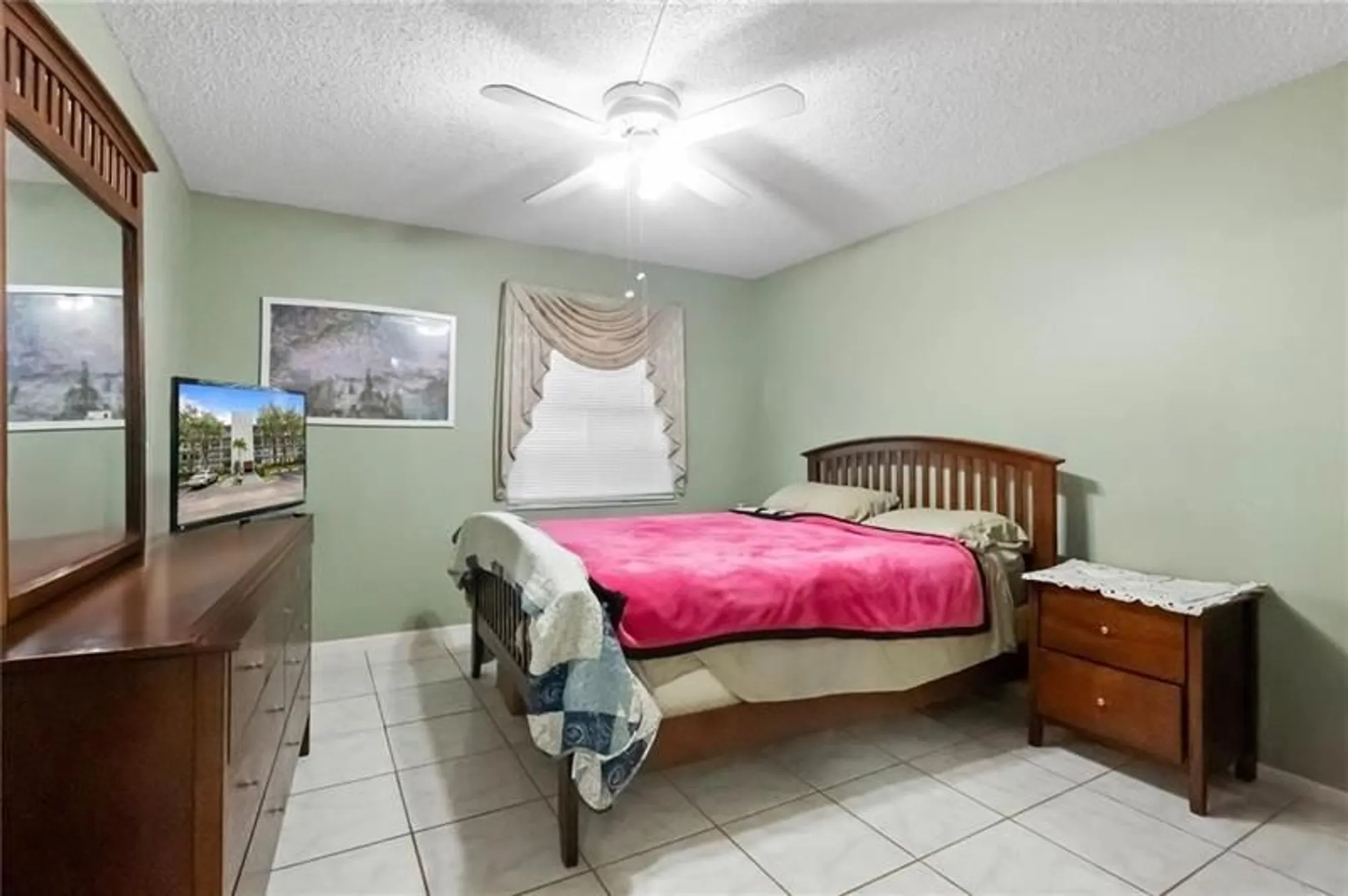 Property Slideshow image 8 of 18 | 1401 sw 135th ter h310, Pembroke Pines, FL, 33027