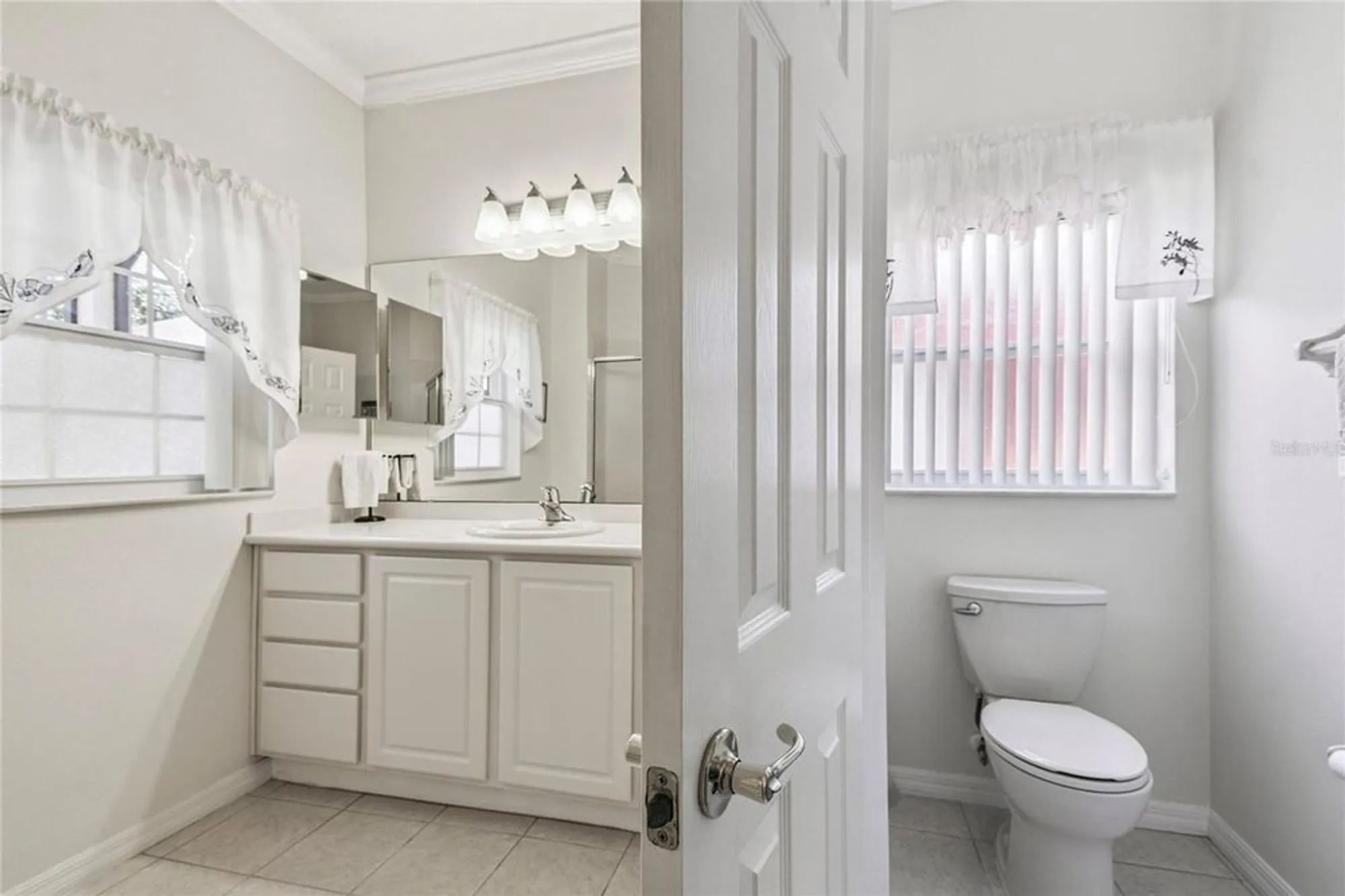 Property Slideshow image 29 of 61 | 536 portofino dr, Poinciana, FL, 34759