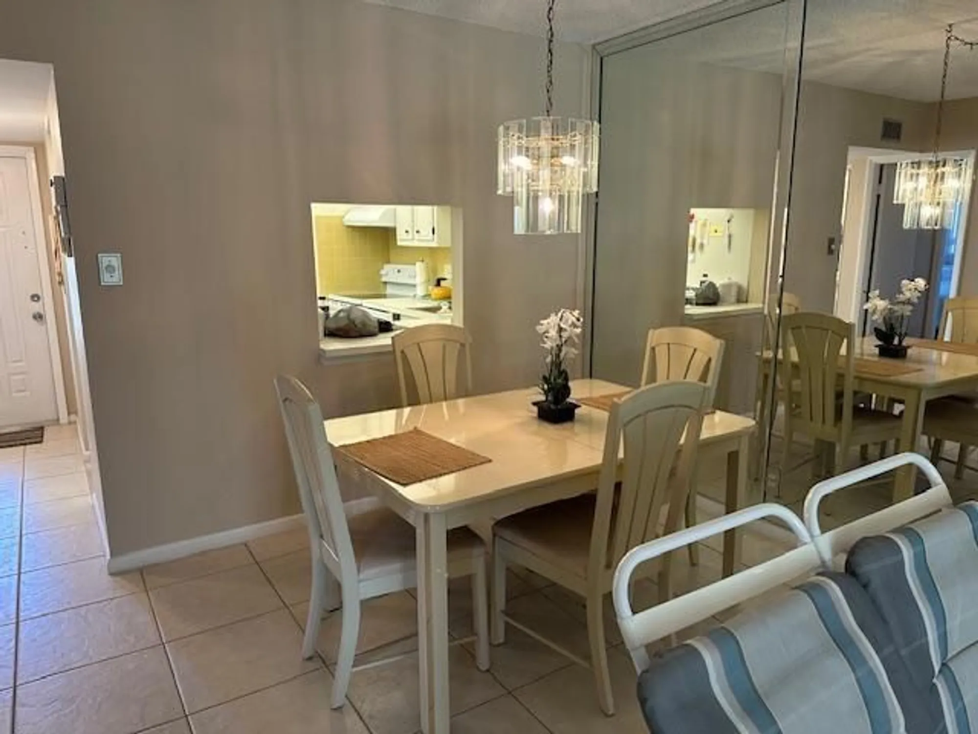 Property Slideshow image 7 of 26 | 7950 nw 5th ct 208, Margate, FL, 33063