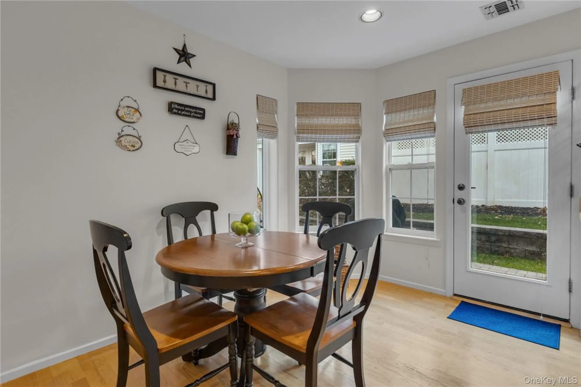 Property Slideshow image 9 of 28 | 256 glen dr, Ridge, NY, 11961