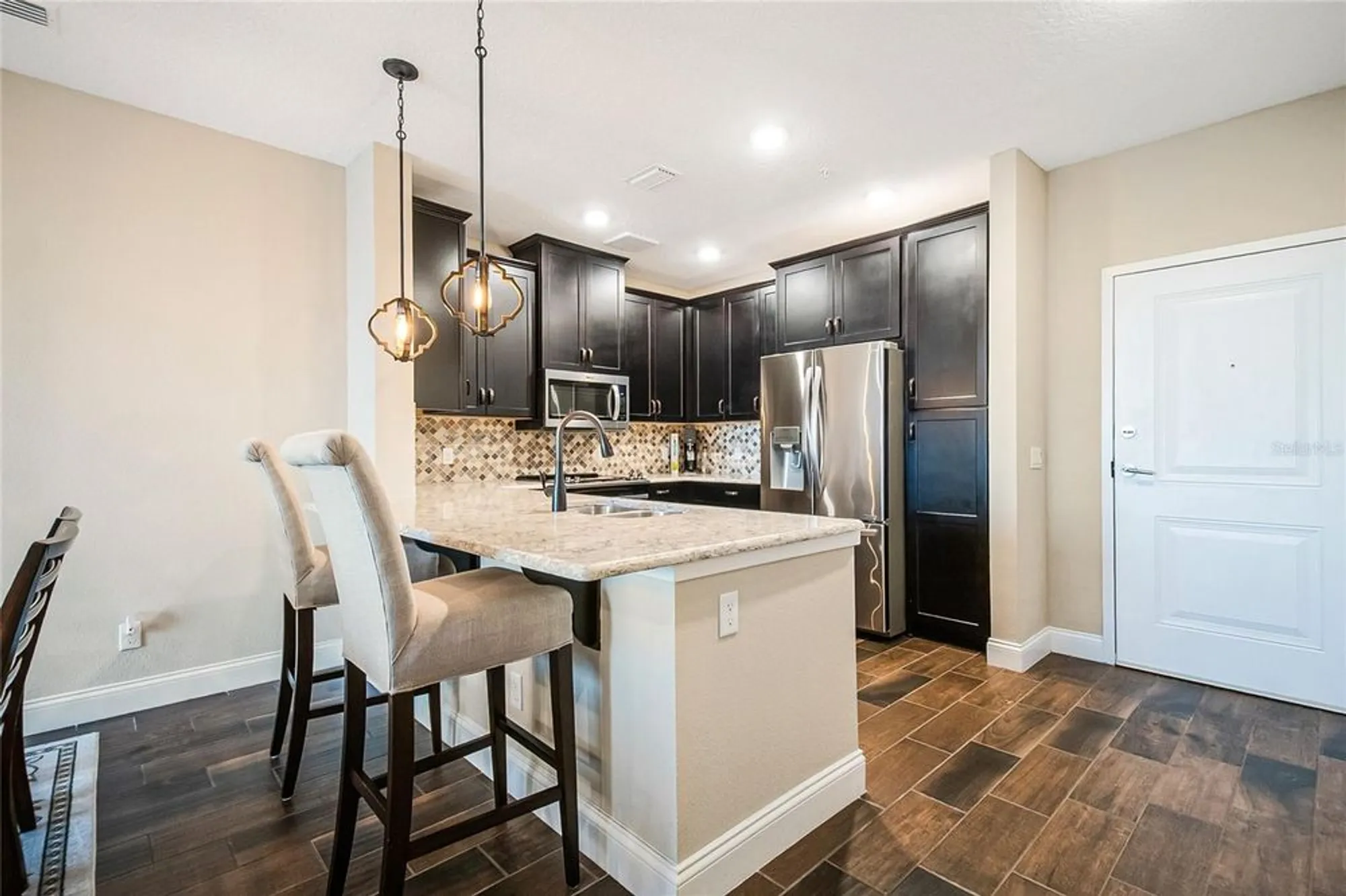 Property Slideshow image 15 of 55 | 7573 laureate blvd unit 1305, Orlando, FL, 32827