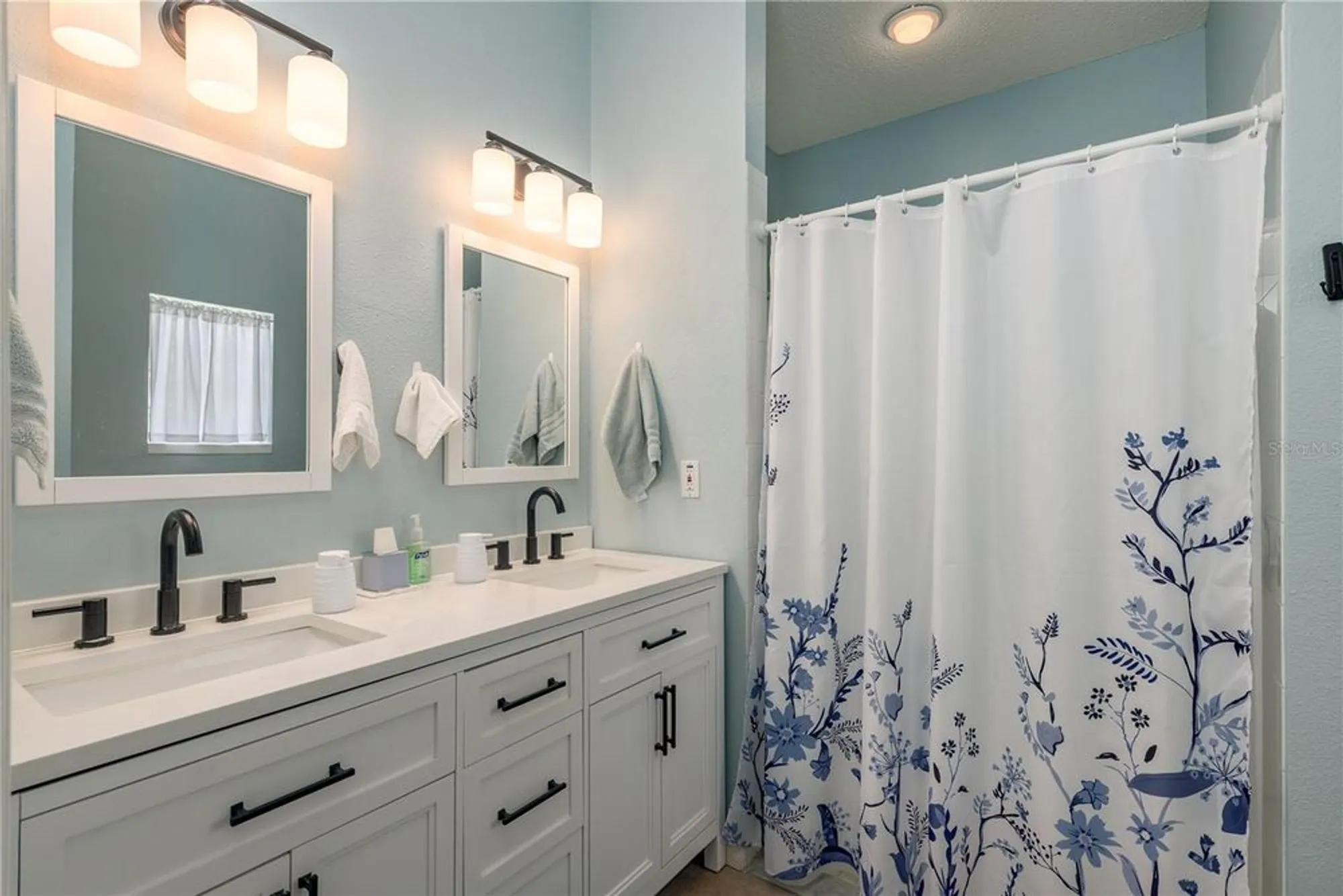 Property Slideshow image 64 of 90 | 2747 wood pointe dr, Holiday, FL, 34691