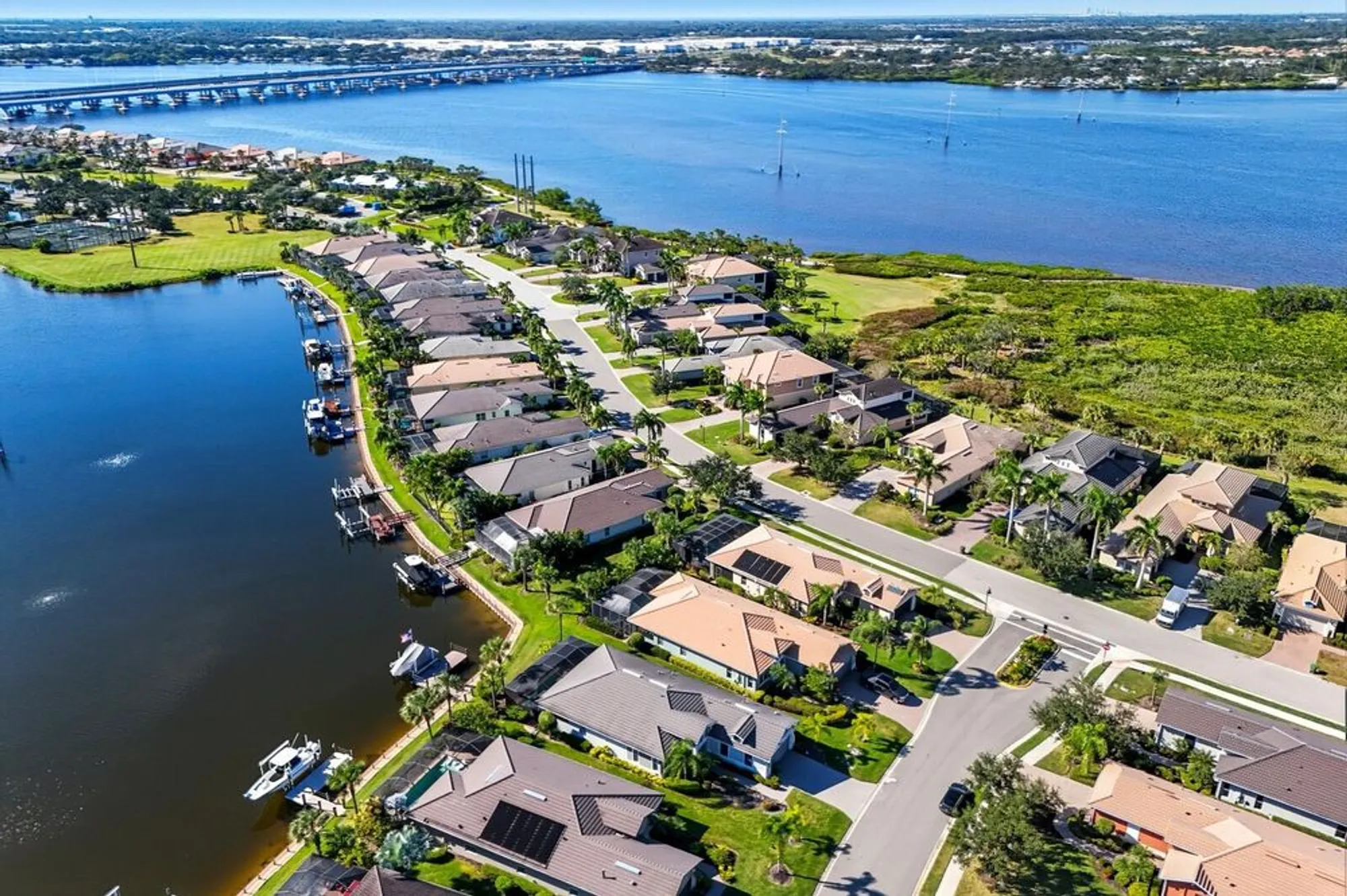 Property Slideshow image 41 of 89 | 1250 tidewater ct, Bradenton, FL, 34208