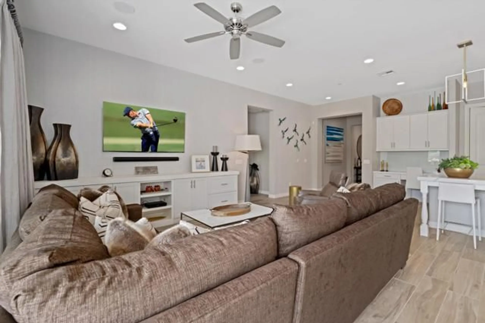Property Slideshow image 14 of 53 | 4150 via cararra, Palm Desert, CA, 92260