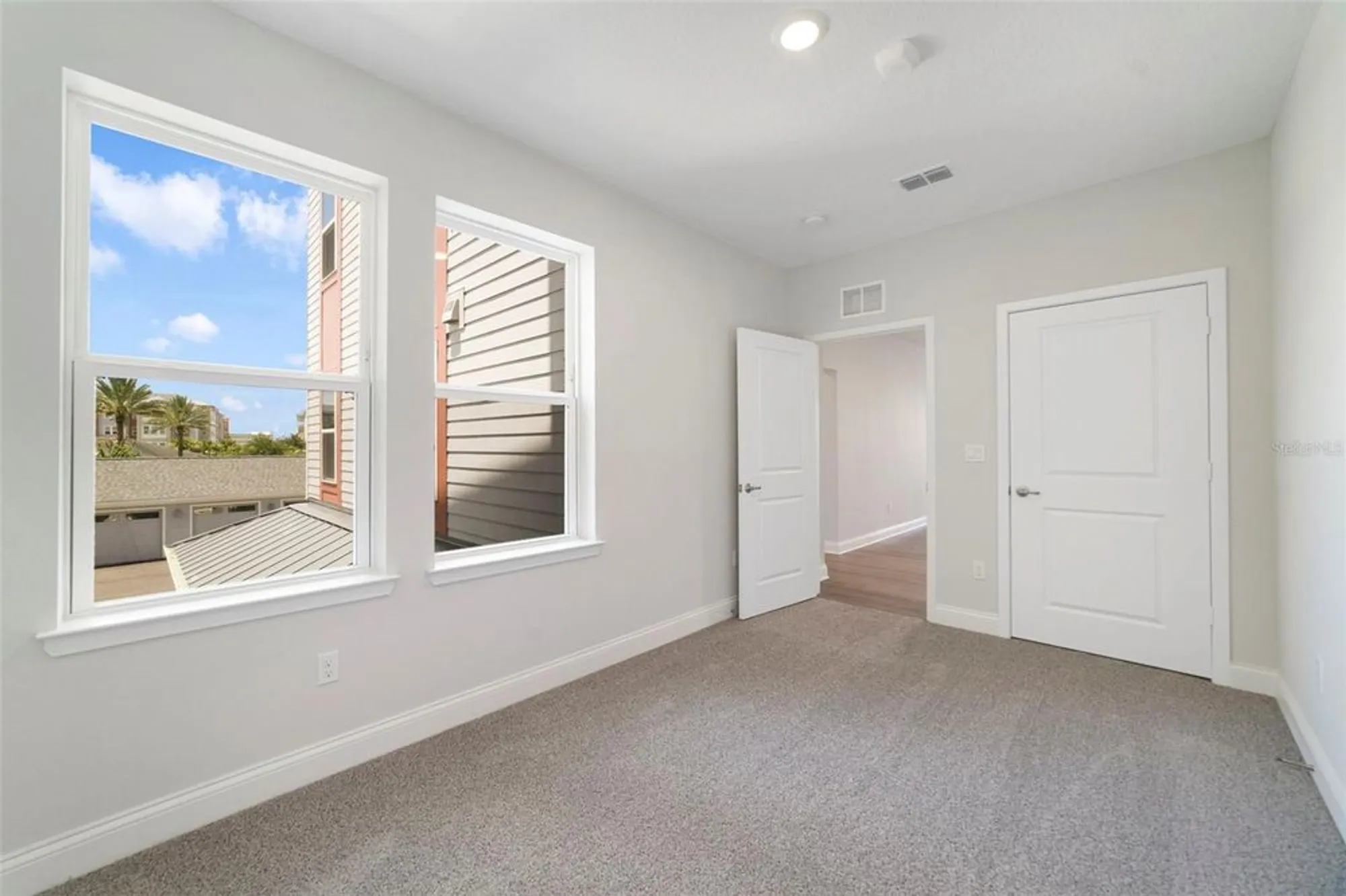 Property Slideshow image 14 of 35 | 7545 laureate blvd unit 7202, Orlando, FL, 32827