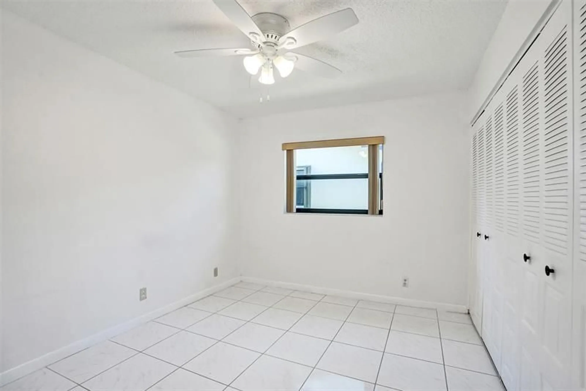 Property Slideshow image 26 of 68 | 2359 sw 16th dr, Deerfield Beach, FL, 33442
