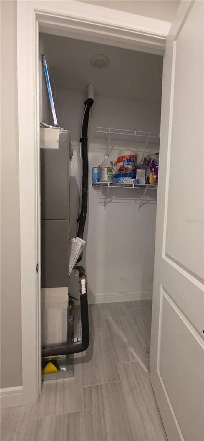 Property Slideshow image 10 of 49 | 10619 wynward way, Parrish, FL, 34219