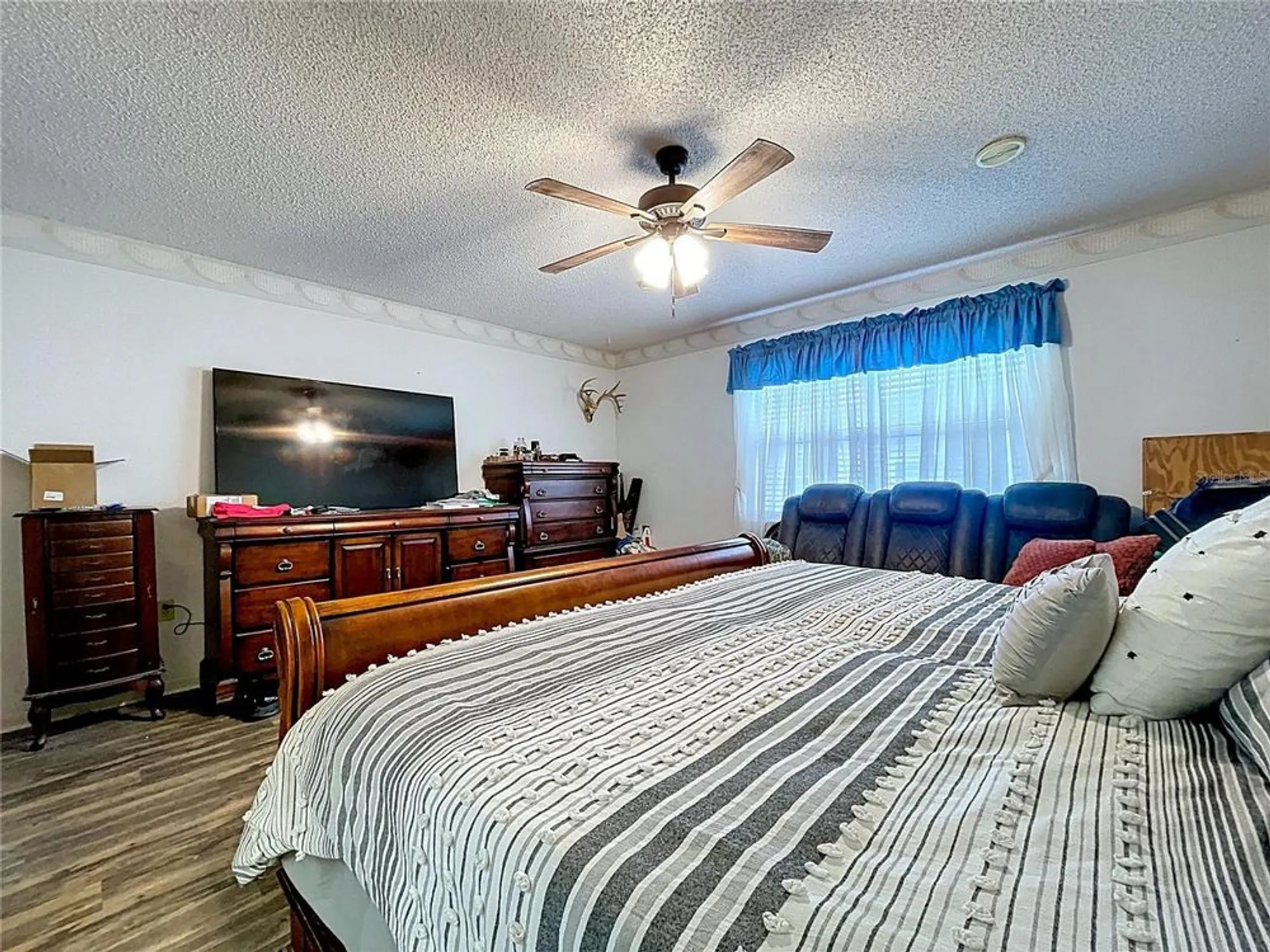 Property Slideshow image 30 of 41 | 2137 grand cypress dr, Lakeland, FL, 33810