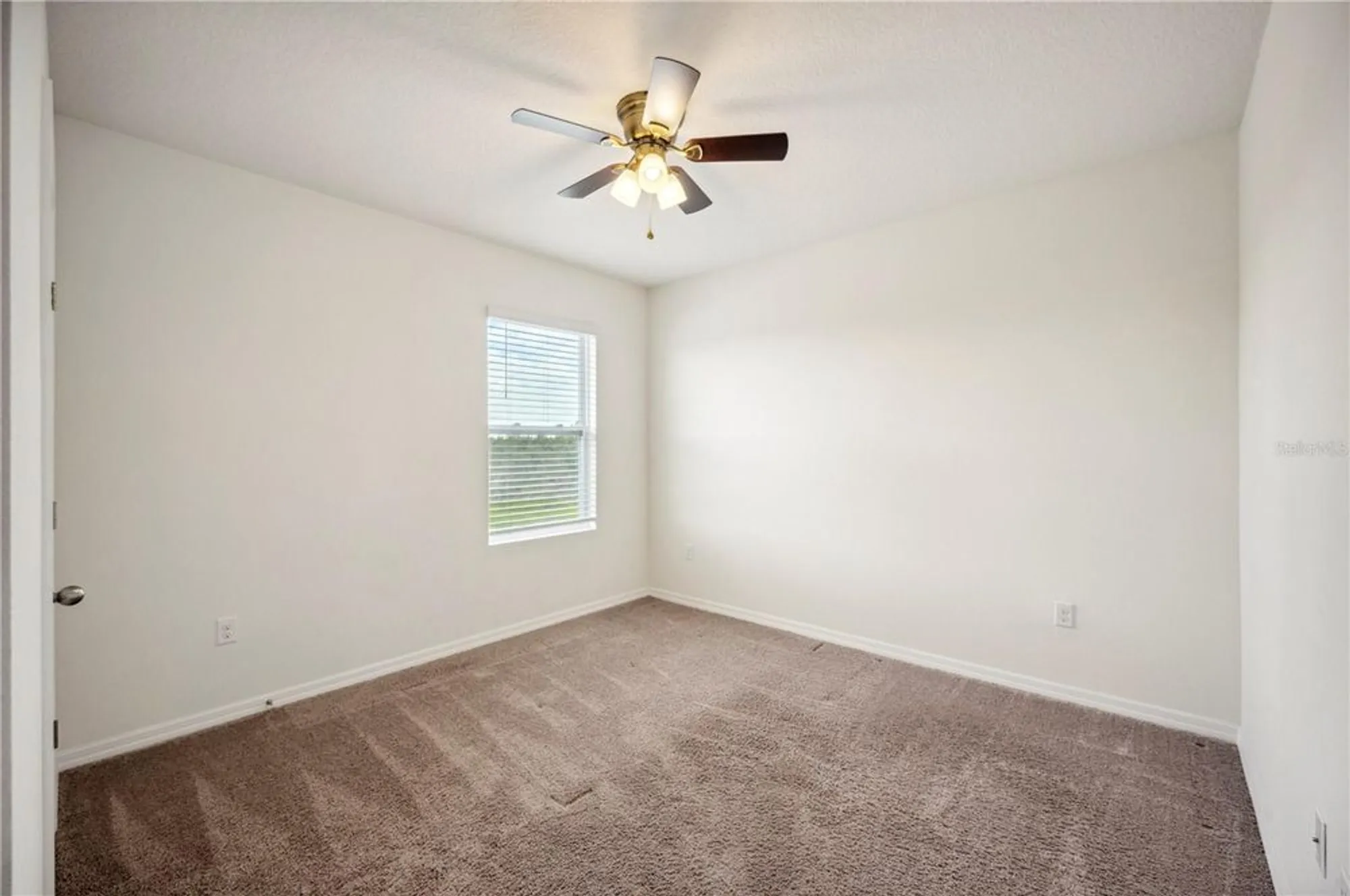 Property Slideshow image 32 of 49 | 2062 blue highlands dr, Lakeland, FL, 33811