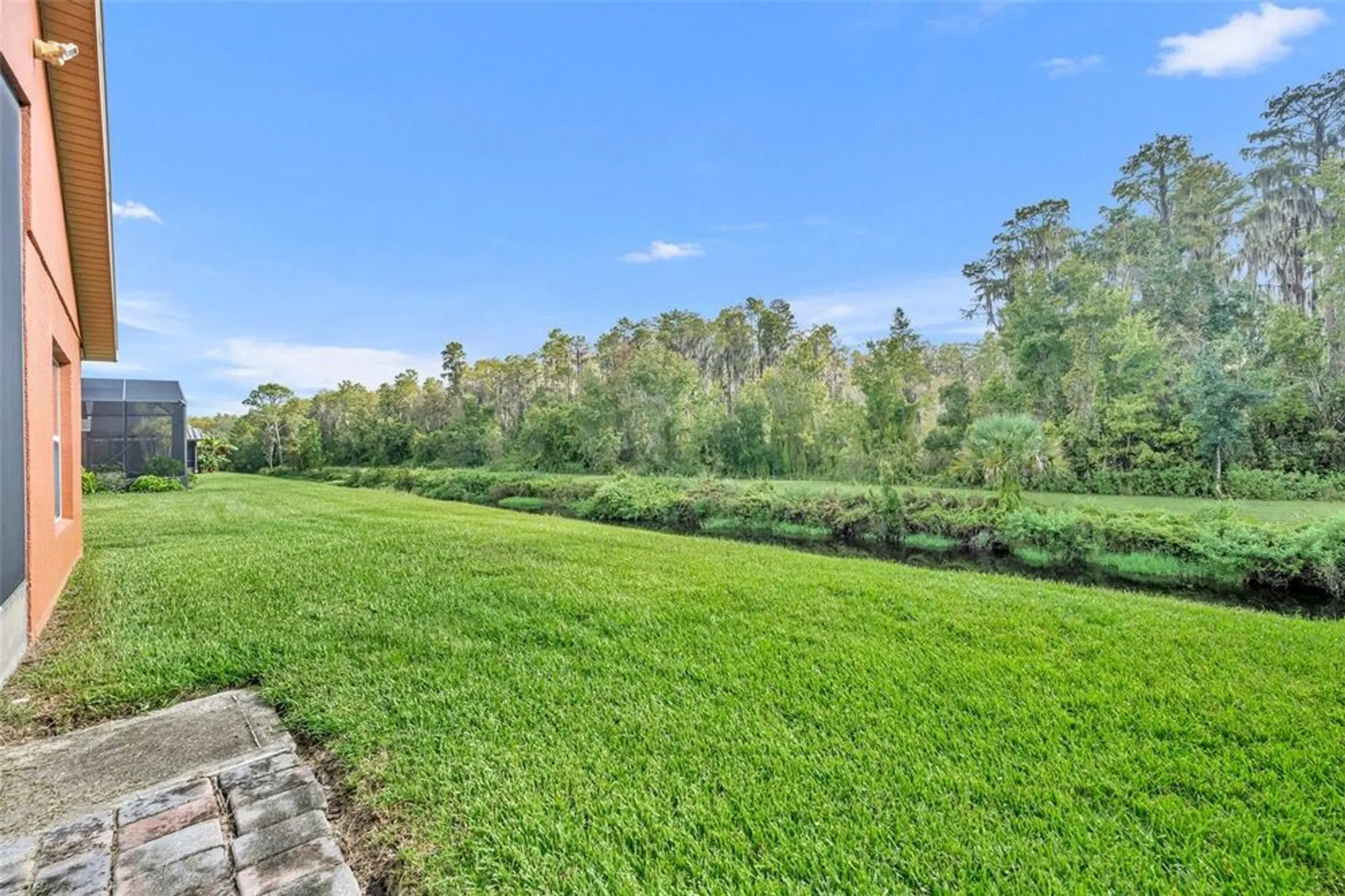 Property Slideshow image 5 of 35 | 540 grand canal dr, Kissimmee, FL, 34759